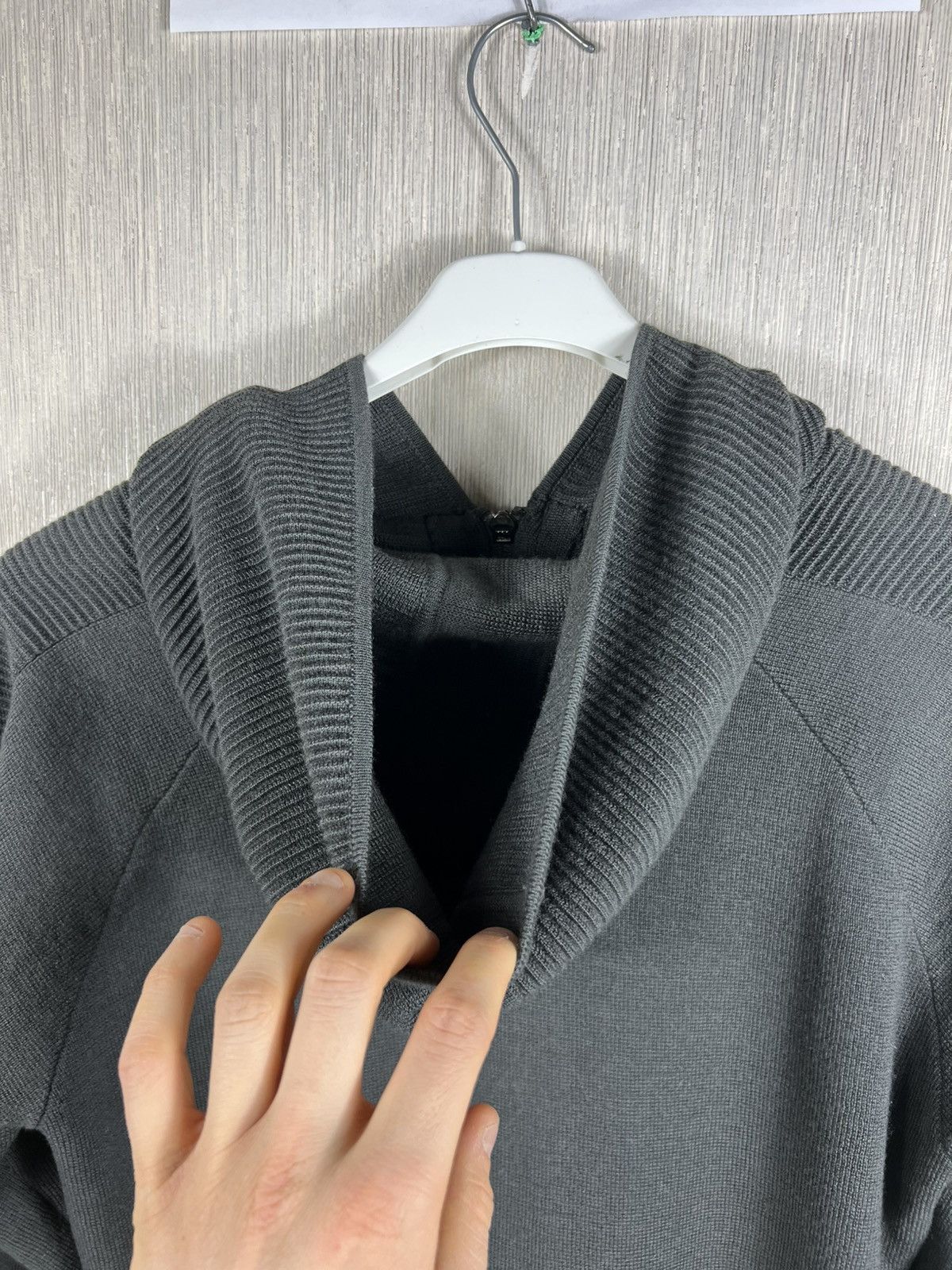Emporio Armani EA7 Emporio Armani wool knitted hoodie zip cardigan knit Size US XL / EU 56 / 4 - 19 Thumbnail