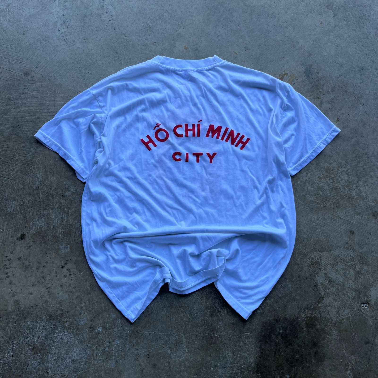 Vintage VINTAGE HO CHI MINH CITY TEE SHIRT WHITE POLITICAL FIT LARGE Size US L / EU 52-54 / 3 - 2 Thumbnail