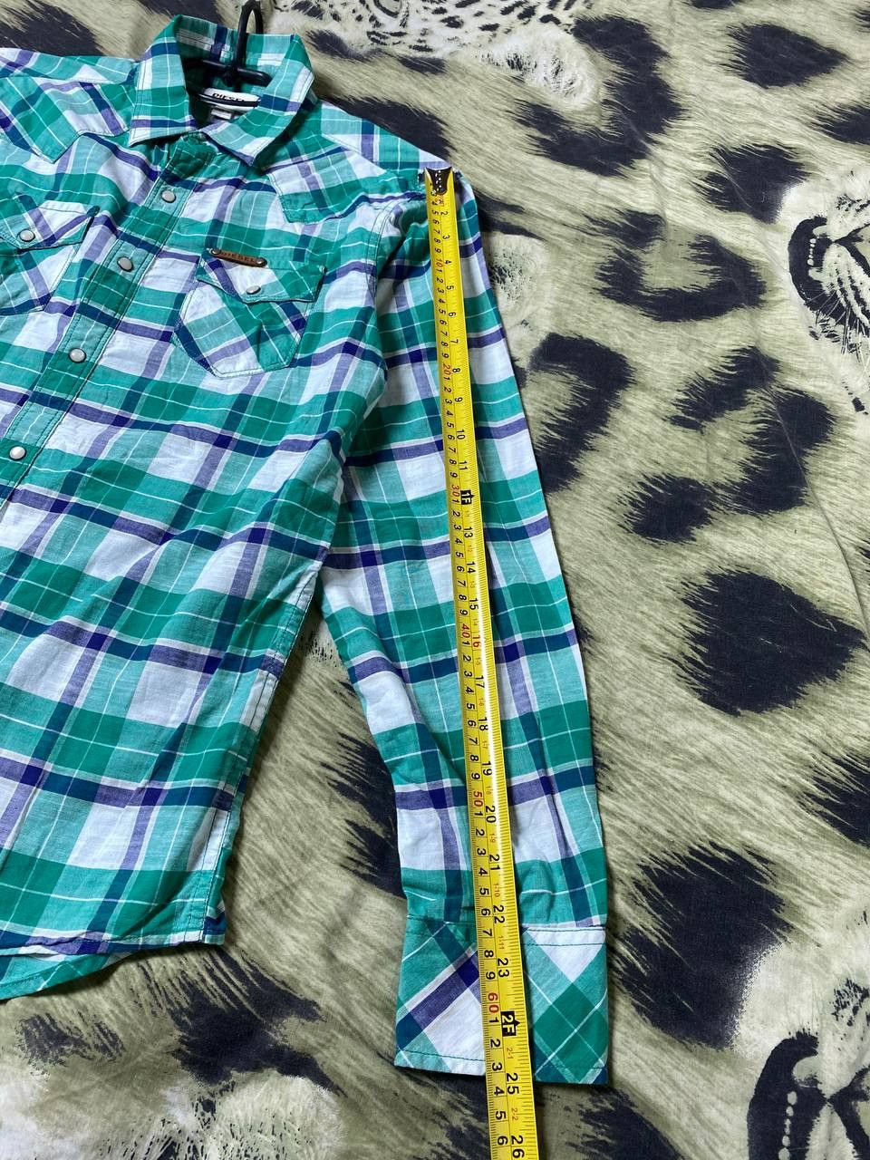 Diesel Vintage print shirt Diesel logo Y2K size M streetwear Size US M / EU 48-50 / 2 - 9 Thumbnail
