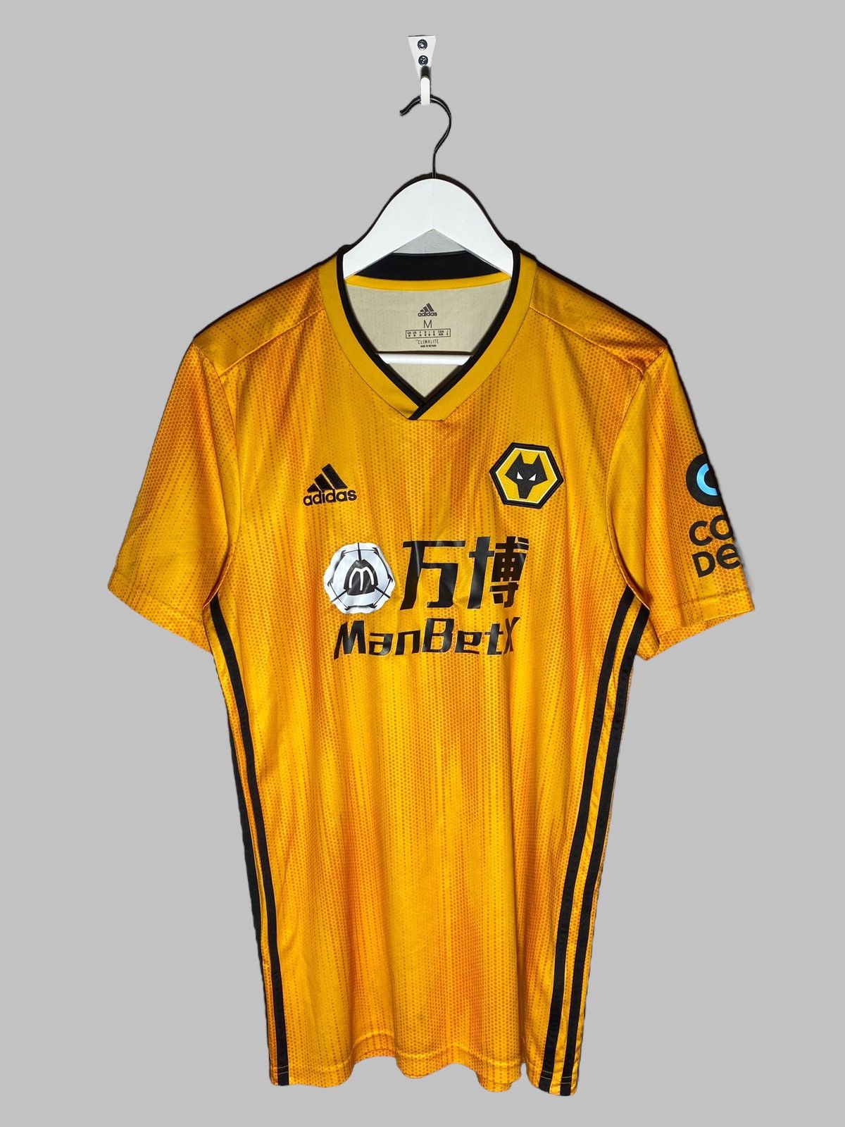Adidas Adidas FC Wolves Wolverhampton 2019 Home Football Shirt Size US M / EU 48-50 / 2 - 1 Thumbnail