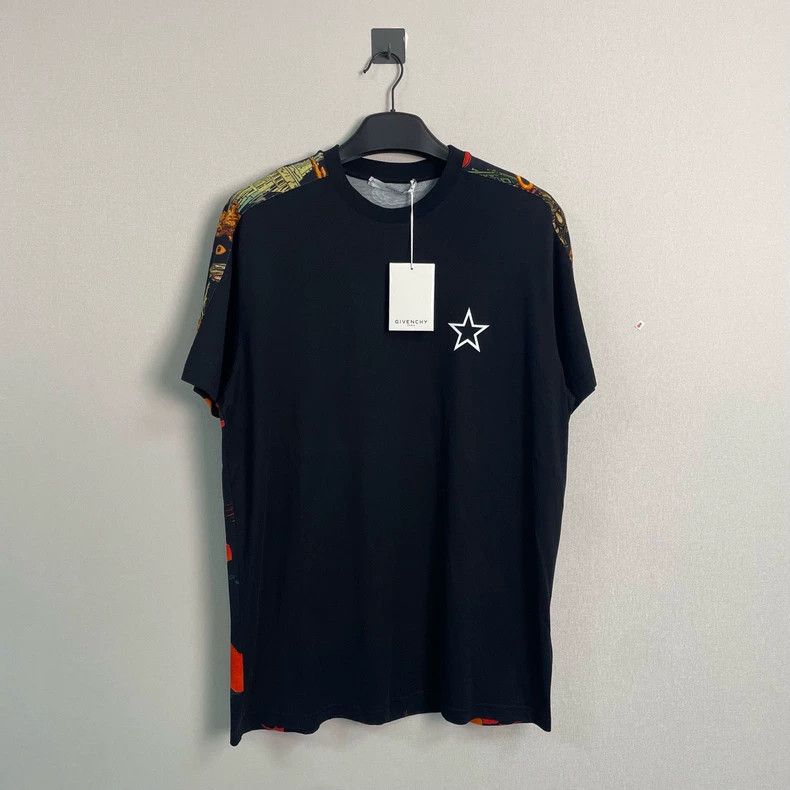 Givenchy Givenchy Star Camo Printed Short Sleeve XS Size Size US XS / EU 42 / 0 - 1 Thumbnail