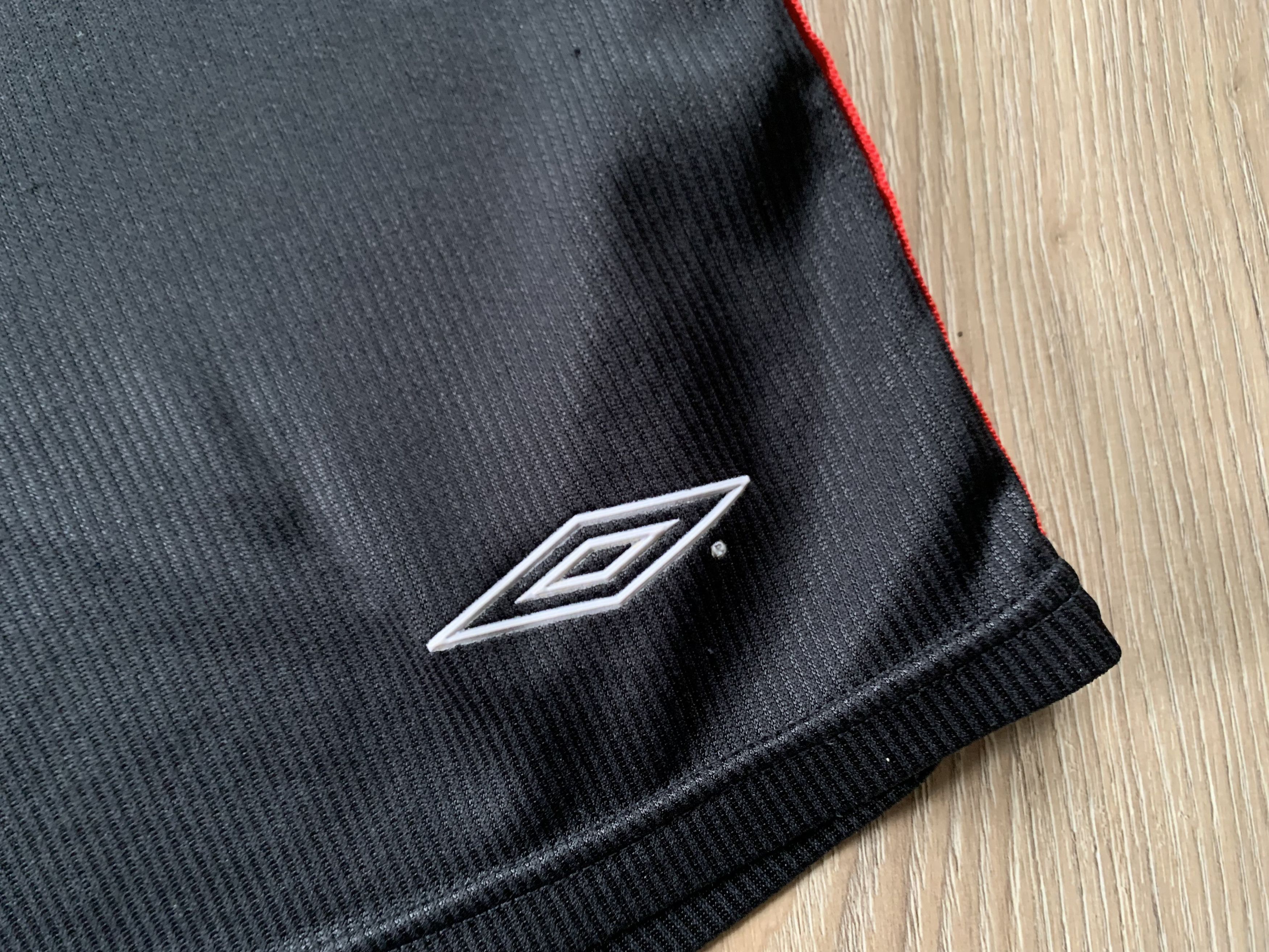 Umbro Umbro Vintage Manchester Training Black Shorts Size US 32 / EU 48 - 5 Thumbnail