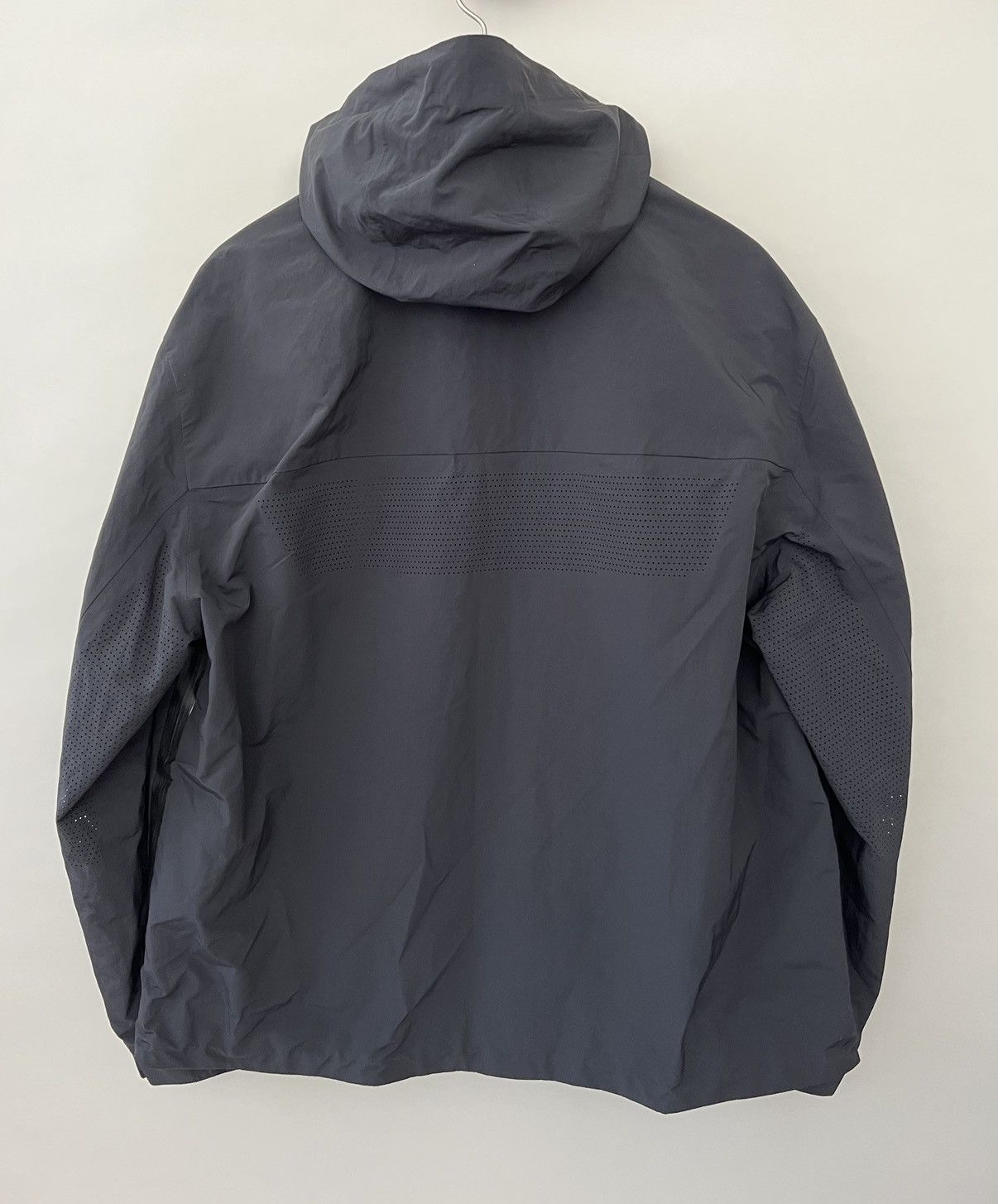 Prada $4k Prada Light technical fabric windbreaker Size US L / EU 52-54 / 3 - 9 Thumbnail
