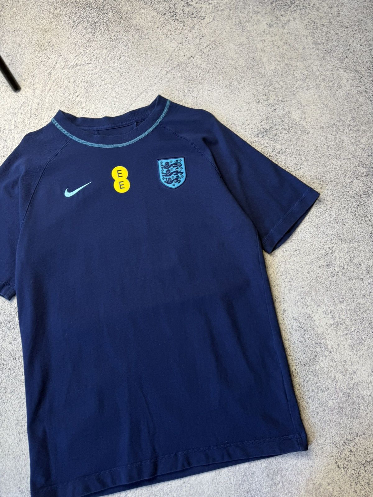 Nike England Nike T Shirt Soccer jersey Sportswear Size US M / EU 48-50 / 2 - 4 Thumbnail