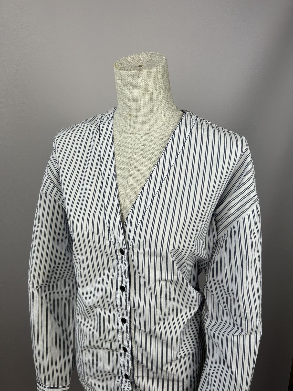 Designer × Sandro Sandro White Blue Striped Pinstripe Cotton V Neck Shirt M Size M / US 6-8 / IT 42-44 - 2 Thumbnail