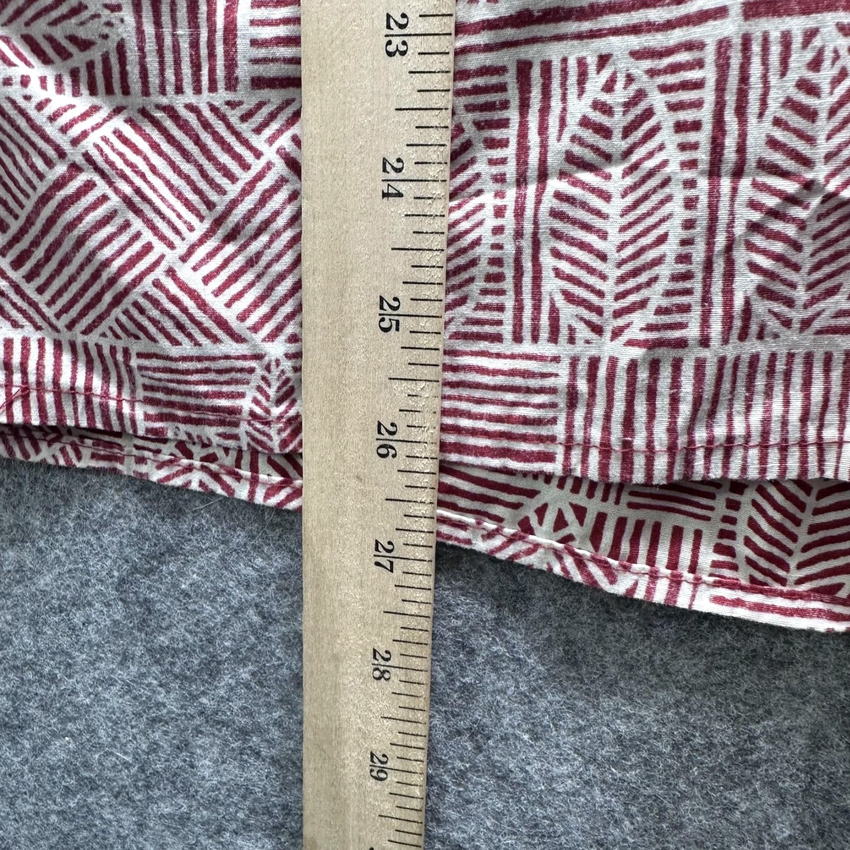 Reyn Spooner VINTAGE Reyn Spooner Shirt Mens Small Red Geometric Hawaiian Aloha Button Size US S / EU 44-46 / 1 - 6 Thumbnail