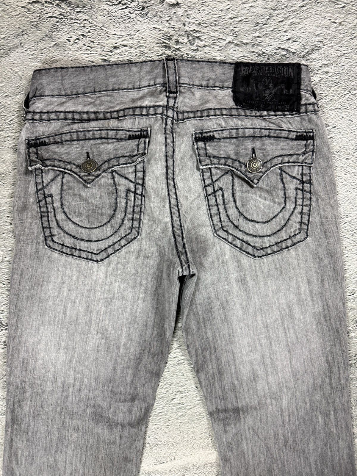 True Religion True Religion grey jeans black thick stitching Y2K Logan Size US 36 / EU 52 - 2 Thumbnail