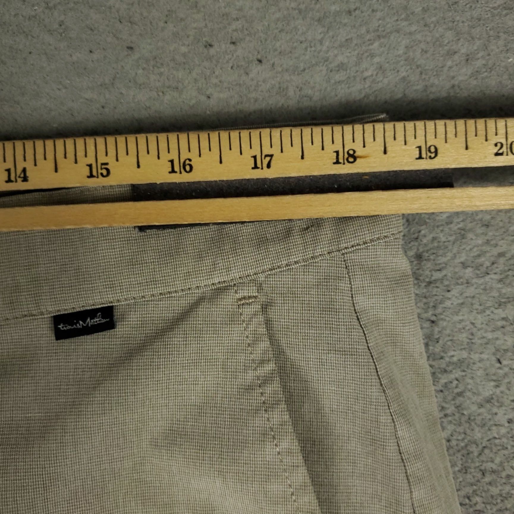 TravisMathew Travis Mathew Shorts Mens 37 Beige Golf Flat Front Slash Pockets Chino Size US 37 - 4 Thumbnail
