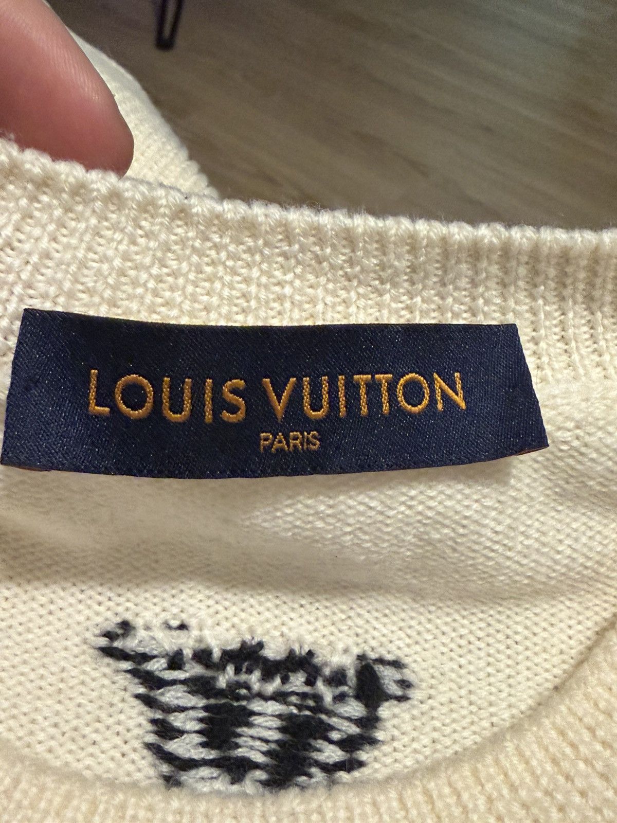Louis Vuitton Louis Vuitton Wool Intarsia Clock Sweater Size US M / EU 48-50 / 2 - 3 Thumbnail