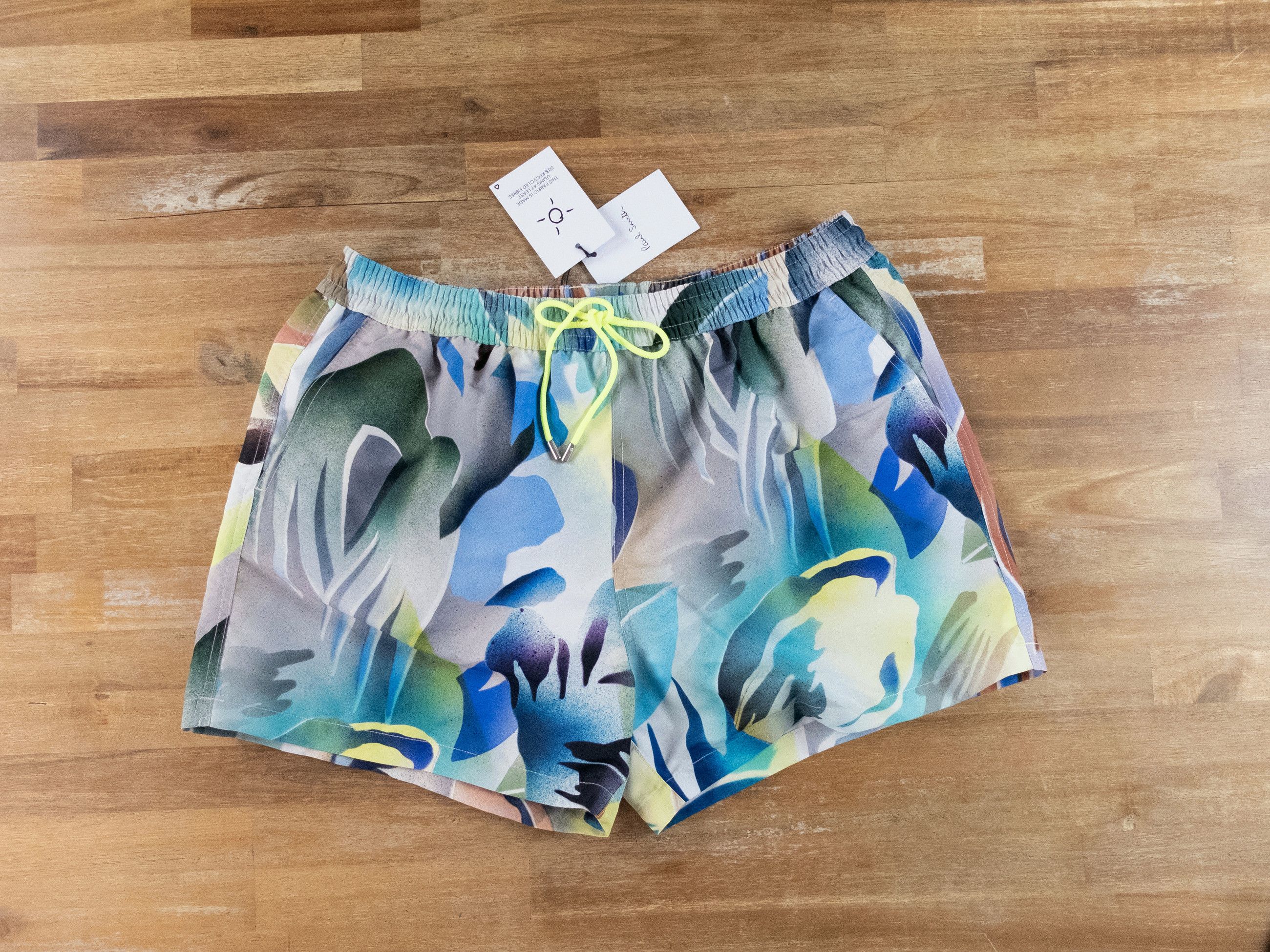 Paul Smith PAUL SMITH Swimwear hot summer floral print swim shorts XL Size US 36 / EU 52 - 3 Thumbnail
