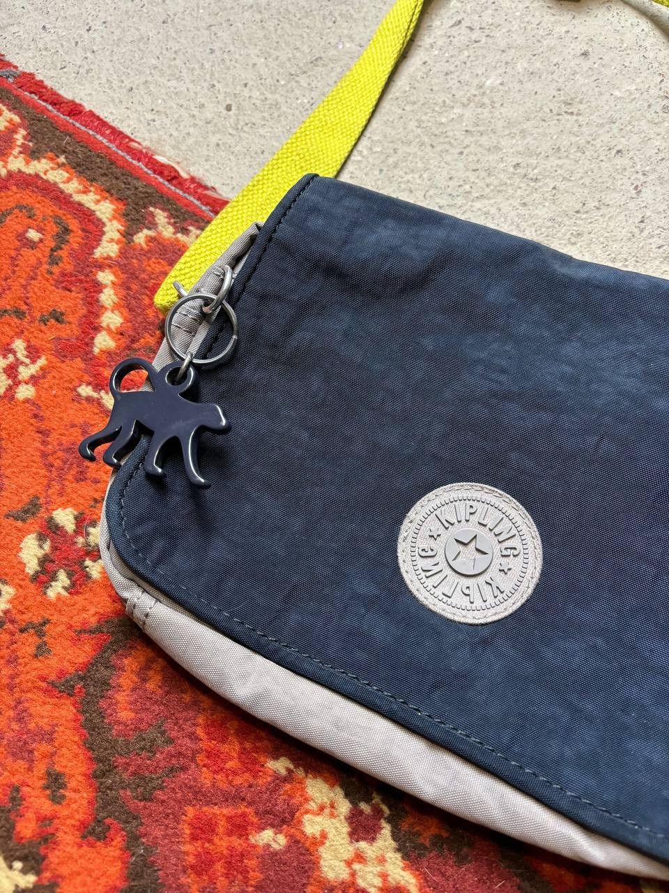 Japanese Brand × Vintage Vintage Y2K Kipling Monkey Toy Japanese Print Bag Size ONE SIZE - 2 Thumbnail