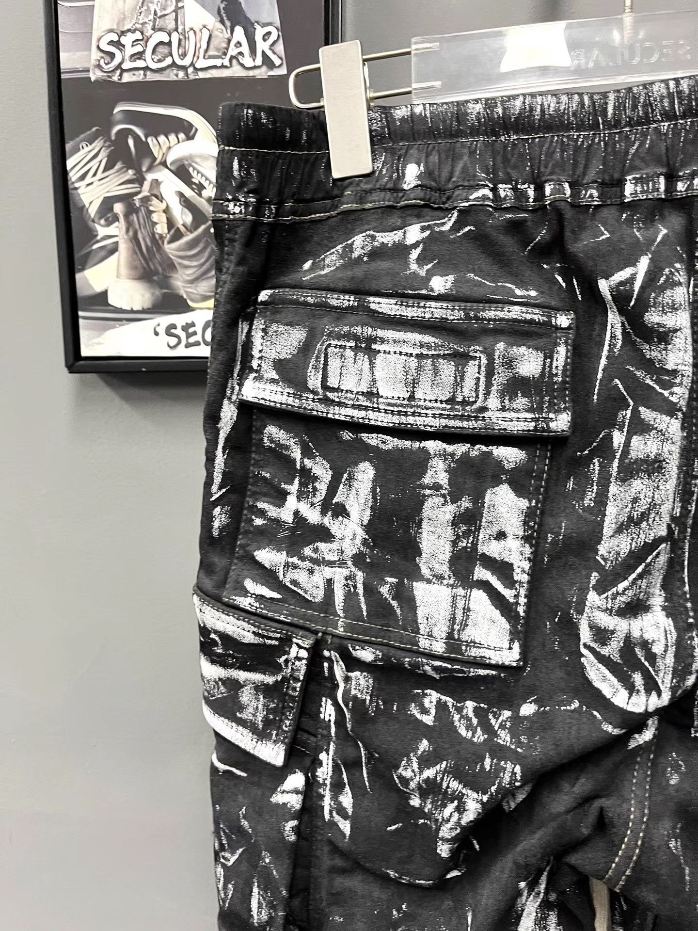 Rick Owens Rick Owens 21FW Painted Cargo Bullet Pants K34 Size US 37 - 5 Thumbnail