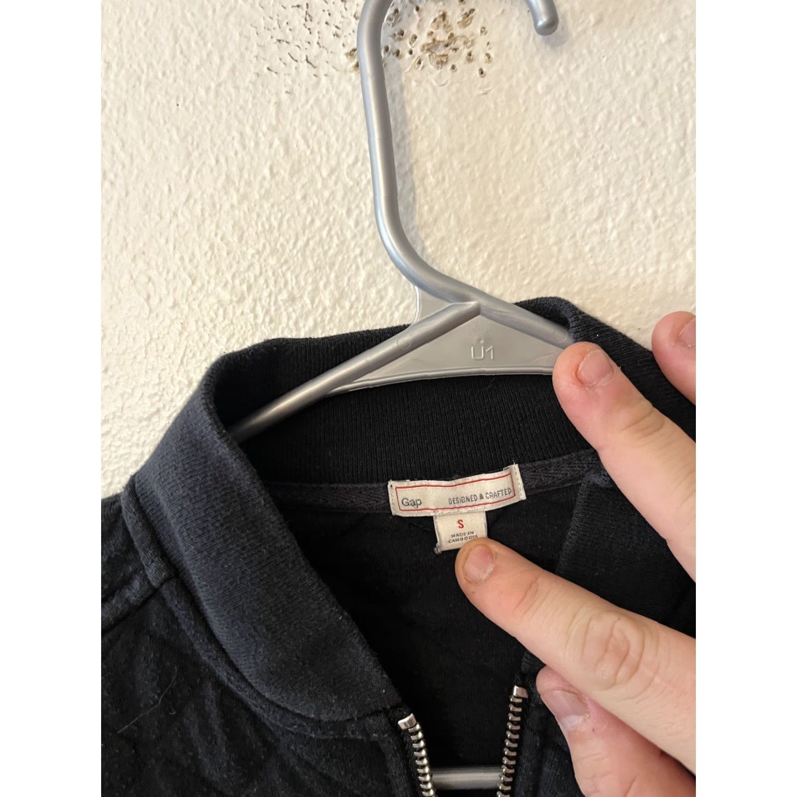 Gap Gap Bomber Jacket Black S Womens Short Zip Mock Neck Quilted Zipper Casual Fall Spring Geometric Polyester Knit Regular Size S / US 4 / IT 40 - 2 Thumbnail