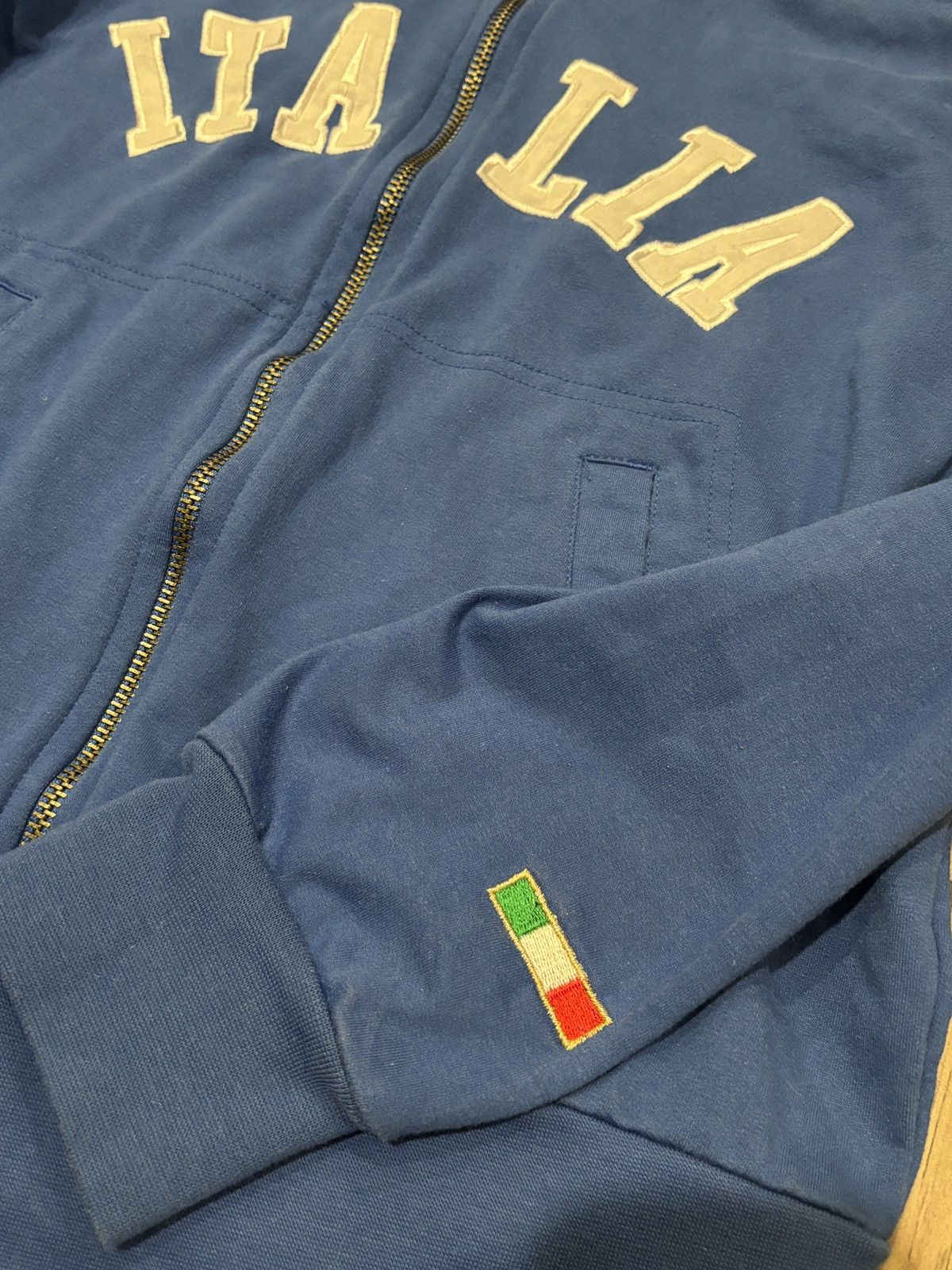 Vintage Vintage Y2K ITALIA Zip Up Hoodie Size M / US 6-8 / IT 42-44 - 4 Thumbnail