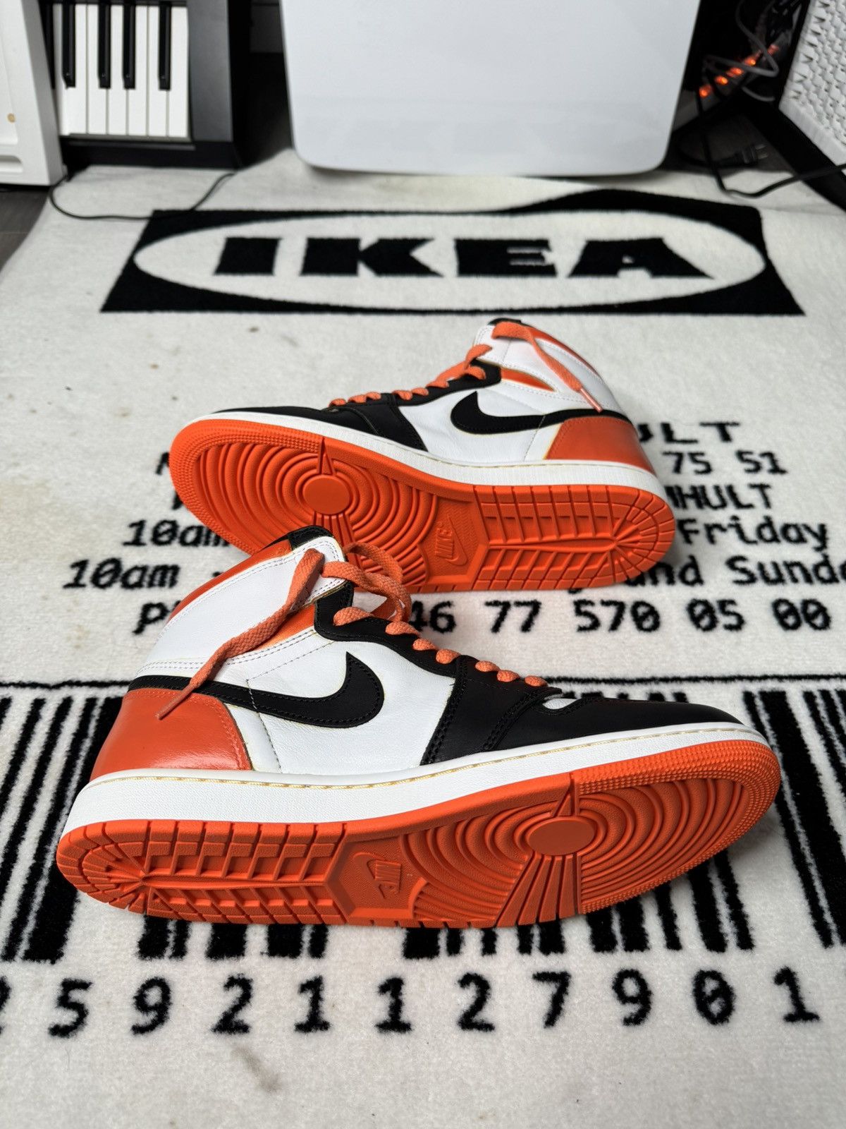 Nike Air Jordan 1 Retro High OG Shattered 3.0 Custom Size US 10.5 / EU 43-44 - 3 Thumbnail