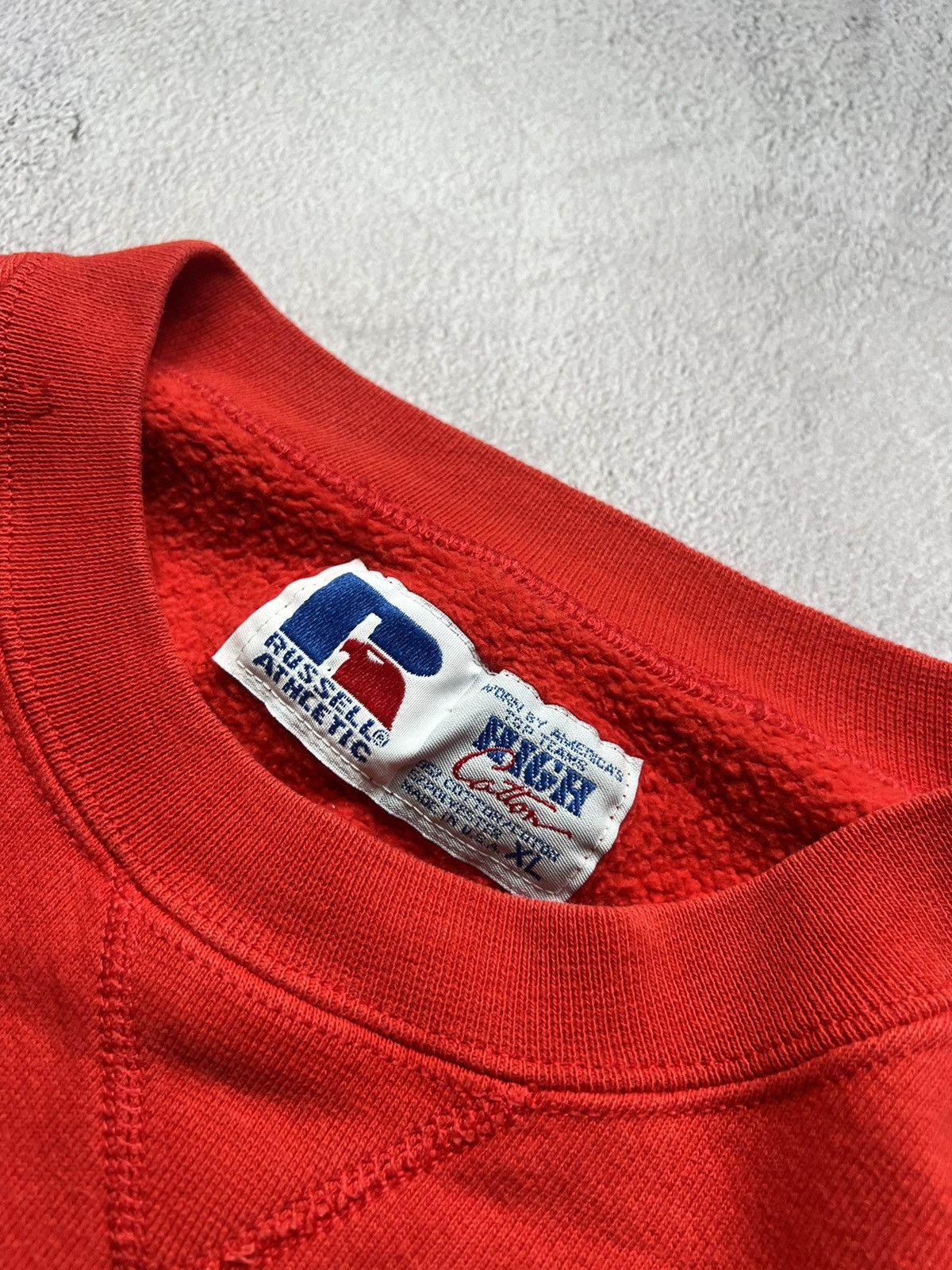 Russell Athletic × Vintage Vintage Russell Athletic Oversized Baggy fit Y2K Sweatshirt Size US XL / EU 56 / 4 - 5 Thumbnail