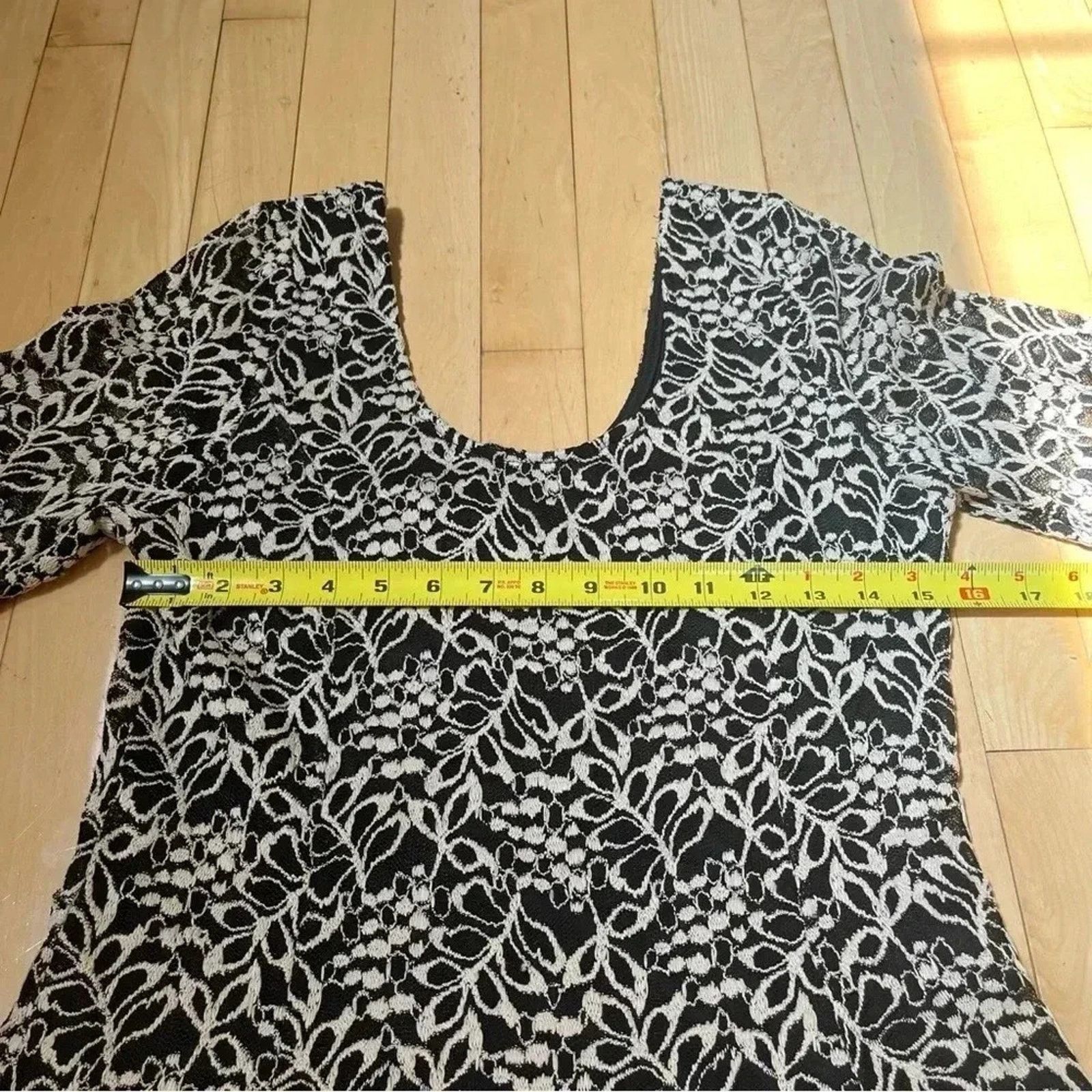 Other Young Threads Black Cream Floral Lace Dress NWT Size M Size M / US 6-8 / IT 42-44 - 6 Thumbnail