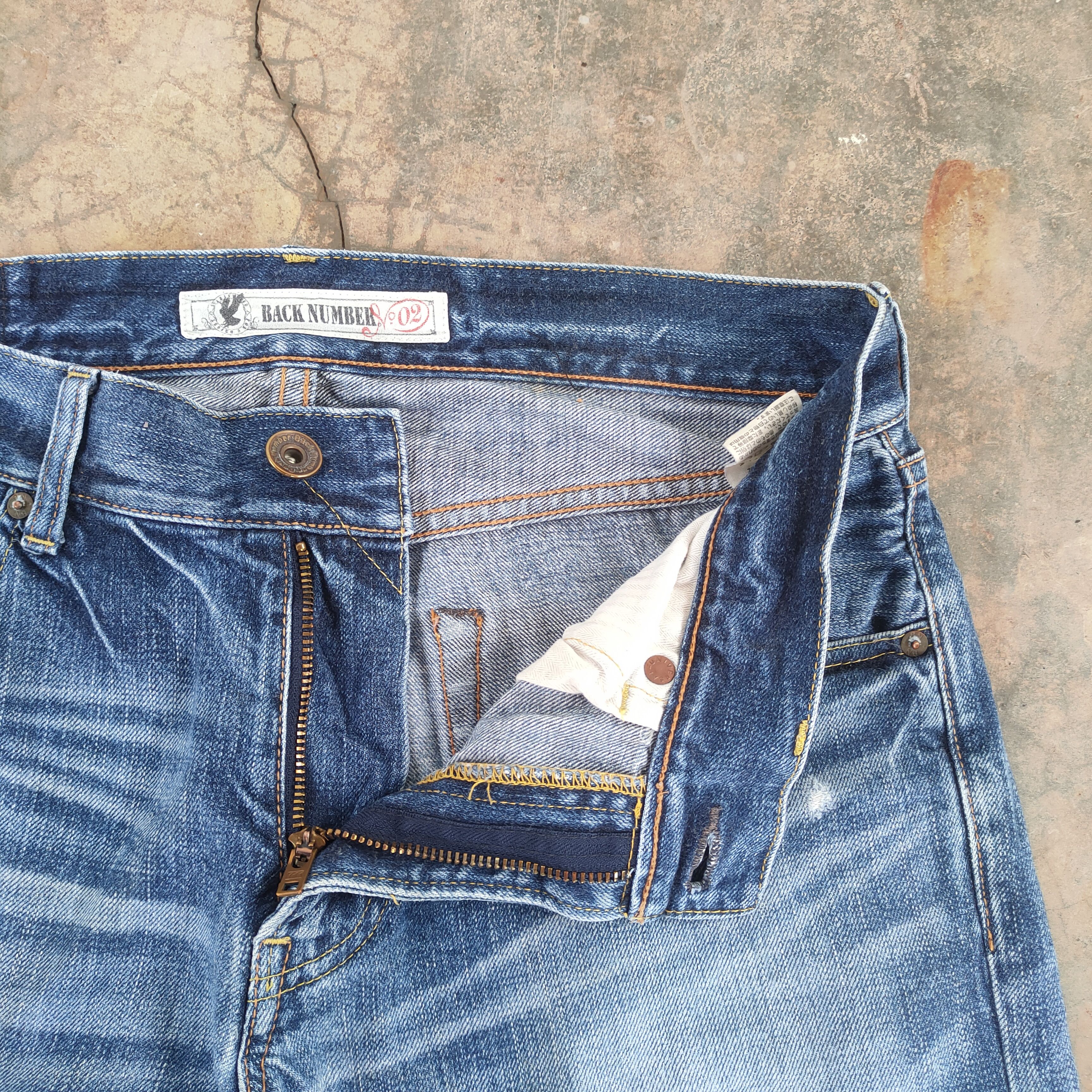 Jean W33 VINTAGE B.NUMBER FADED DISTRESSED RIPPED JEAN PANTS Size US 33 - 7 Thumbnail