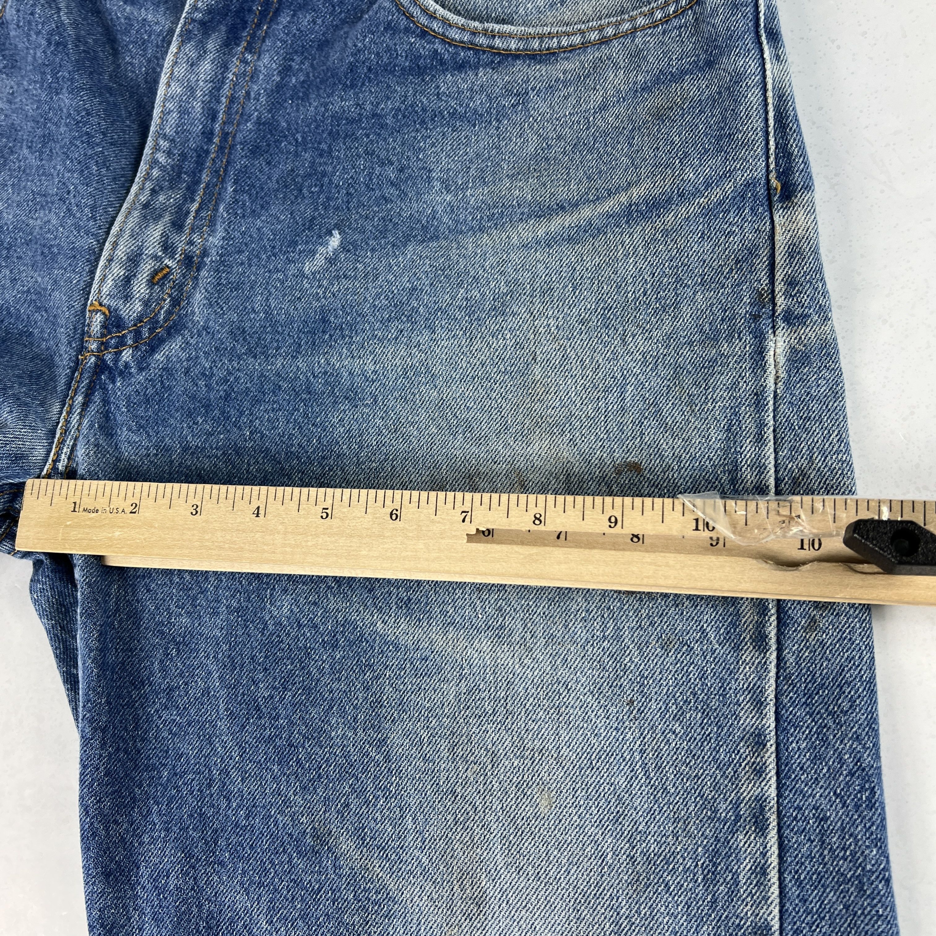 Levi's × Vintage VTG 90s Levi's Jeans 505 Straight Blue Thrashed Cotton Denim Size US 33 - 21 Thumbnail