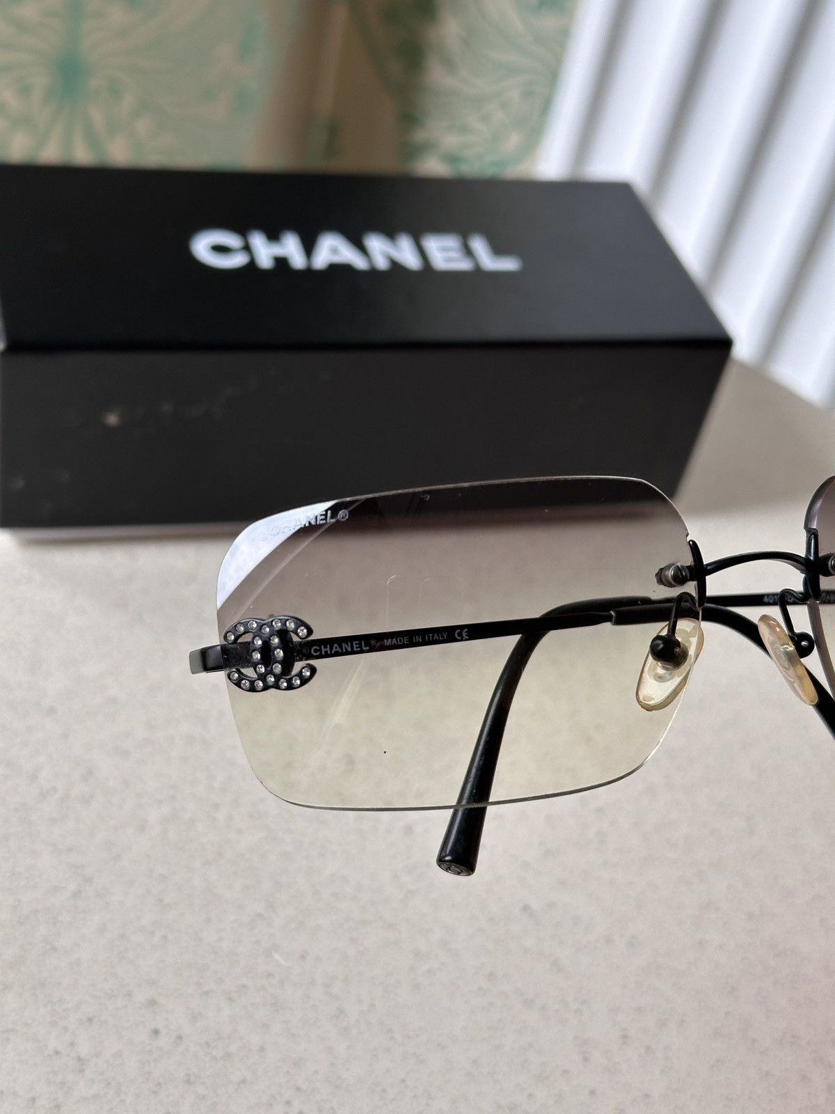 Chanel CHANEL Rhinestone Swarovski Black Tinted Sunglasses 4017-D Size ONE SIZE - 4 Thumbnail