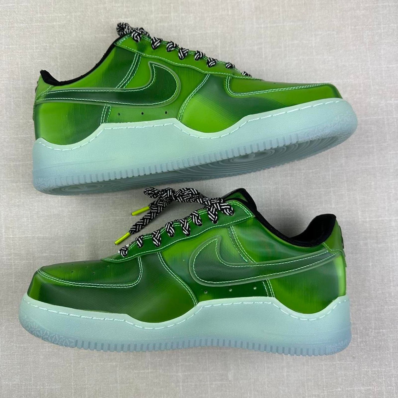 Nike 💚 Nike Air Force 1 Low Premium "Lebron James" 9.5M Size US 9.5 / EU 42-43 - 4 Thumbnail