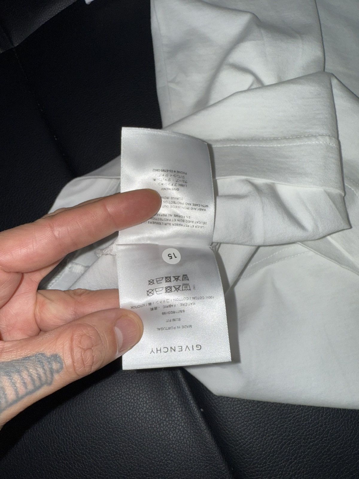 Givenchy Givenchy logo t shirt Size US L / EU 52-54 / 3 - 4 Thumbnail