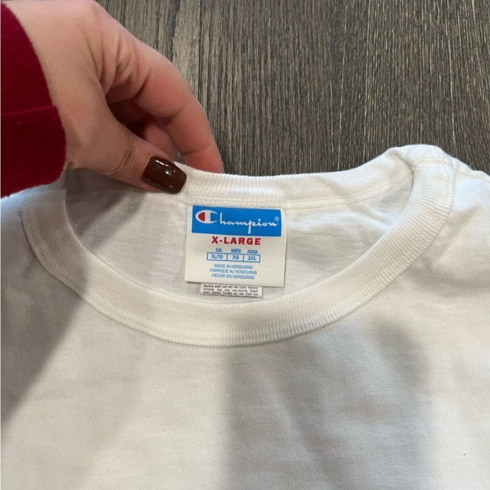 Champion NWT Champion White Floral Graphic Crop Top - Size XL Size XL / US 12-14 / IT 48-50 - 3 Thumbnail