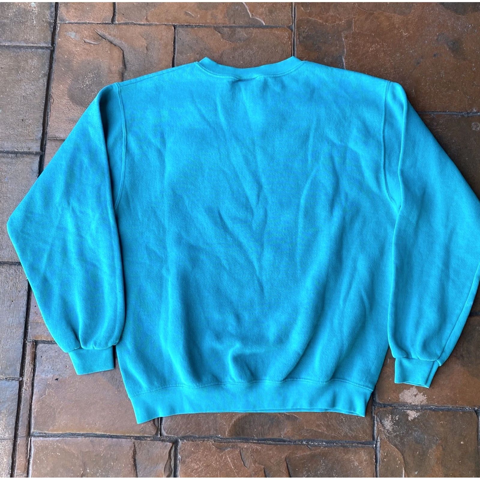Disney VINTAGE Walt Disney World Characters Spell Out Crewneck Sweatshirt Size US S / EU 44-46 / 1 - 3 Thumbnail