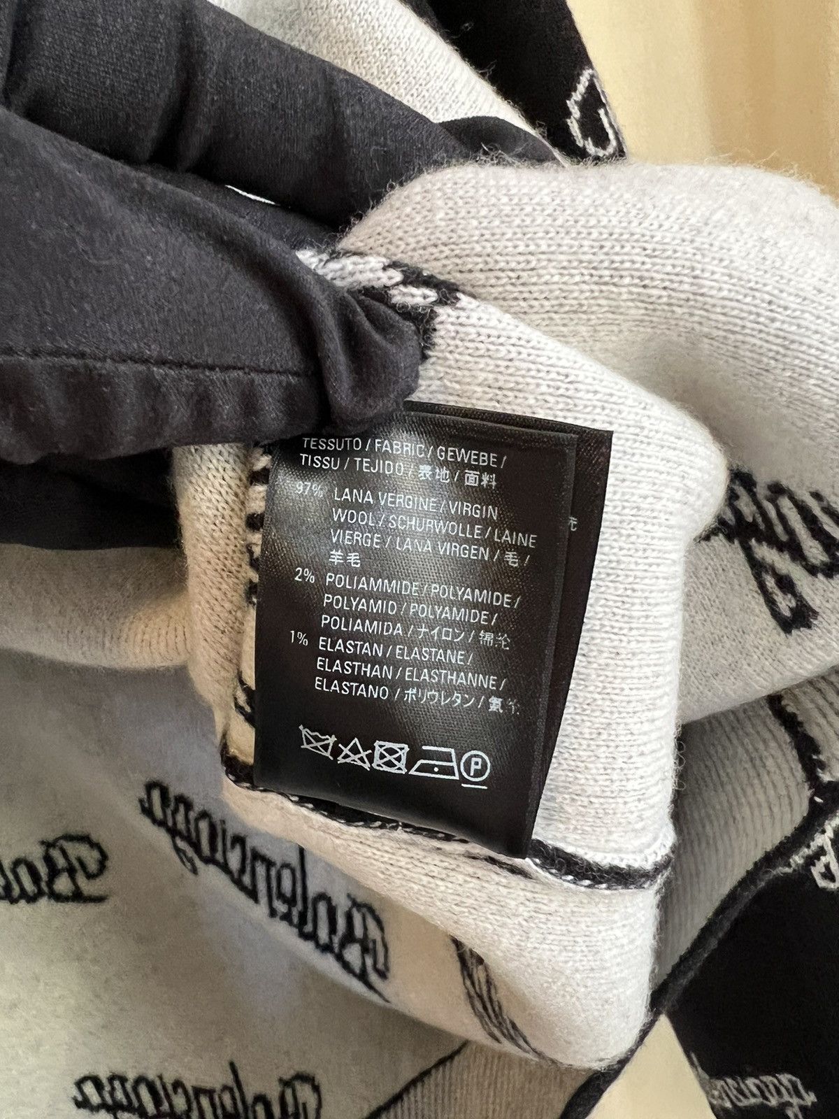 Balenciaga BALENCIAGA All-Over Script Wool Pullover Sweater size Small Size US S / EU 44-46 / 1 - 8 Thumbnail