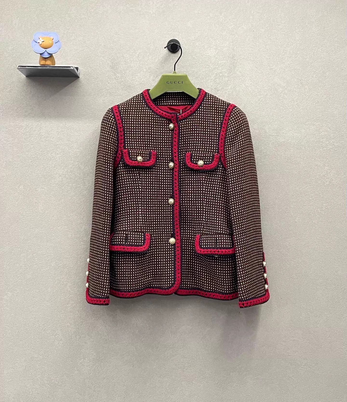 Gucci GUCCI Oversized Chanel-Inspired Crew Neck Cardigan Size 38 Size XS / US 0-2 / IT 36-38 - 1 Thumbnail
