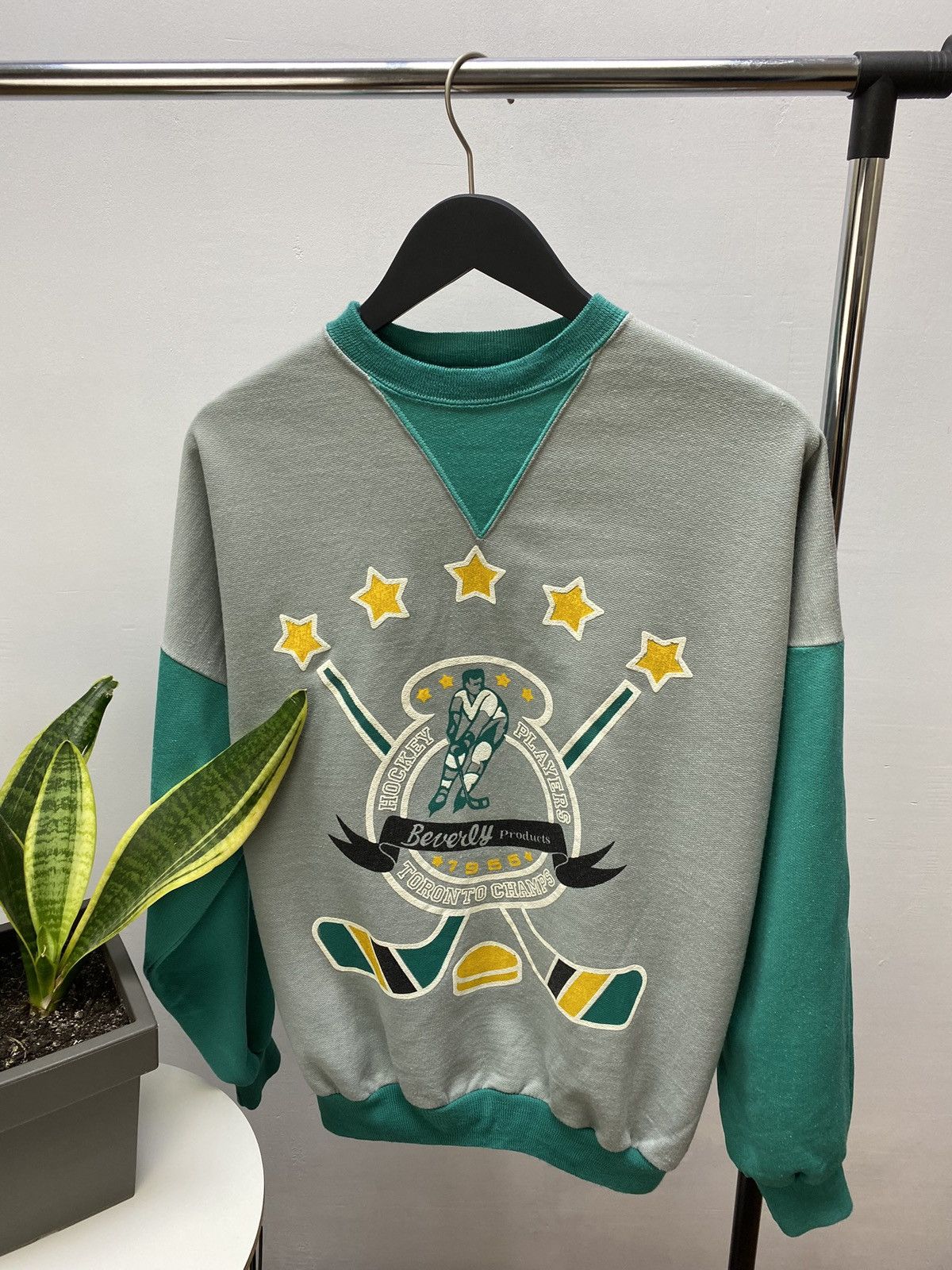 NFL × NHL Vintage Beverly Toronto Champs 1955 Hockey Player Sweatshirt Size US M / EU 48-50 / 2 - 4 Thumbnail
