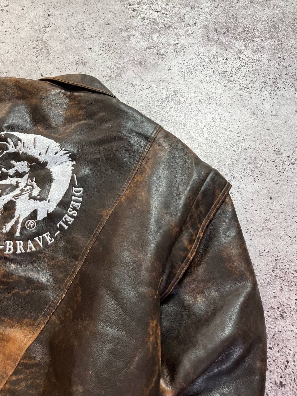 Diesel Vintage Diesel Leather Jacket Big Logo Bomber Japan Style Size US L / EU 52-54 / 3 - 8 Thumbnail