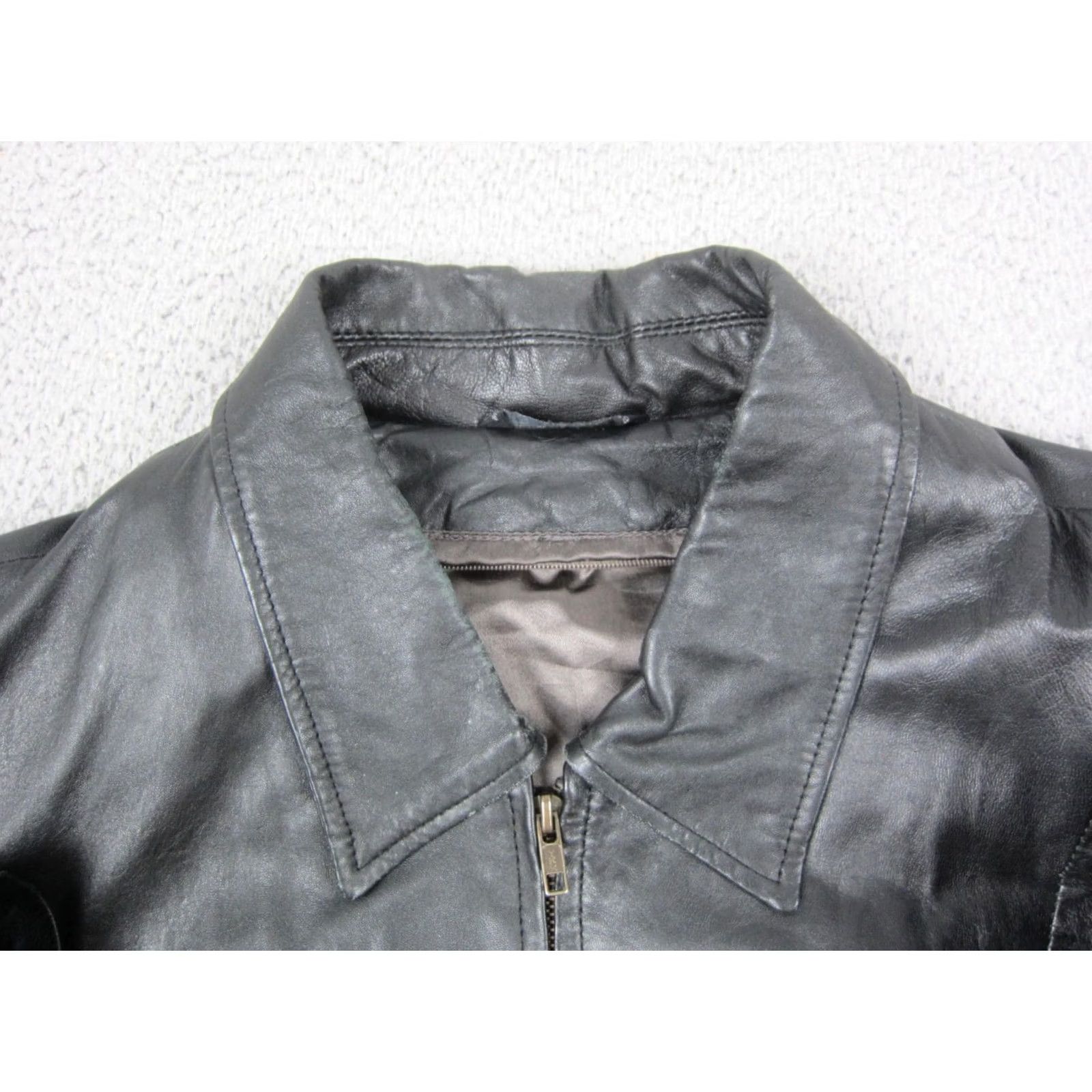 Vintage VINTAGE Leather Jacket Mens XL Black Bomber Full Zip 90S Motorcycle Motorcycle 80s Biker Western Distinctive Zipper Regular Men Size US XL / EU 56 / 4 - 2 Thumbnail