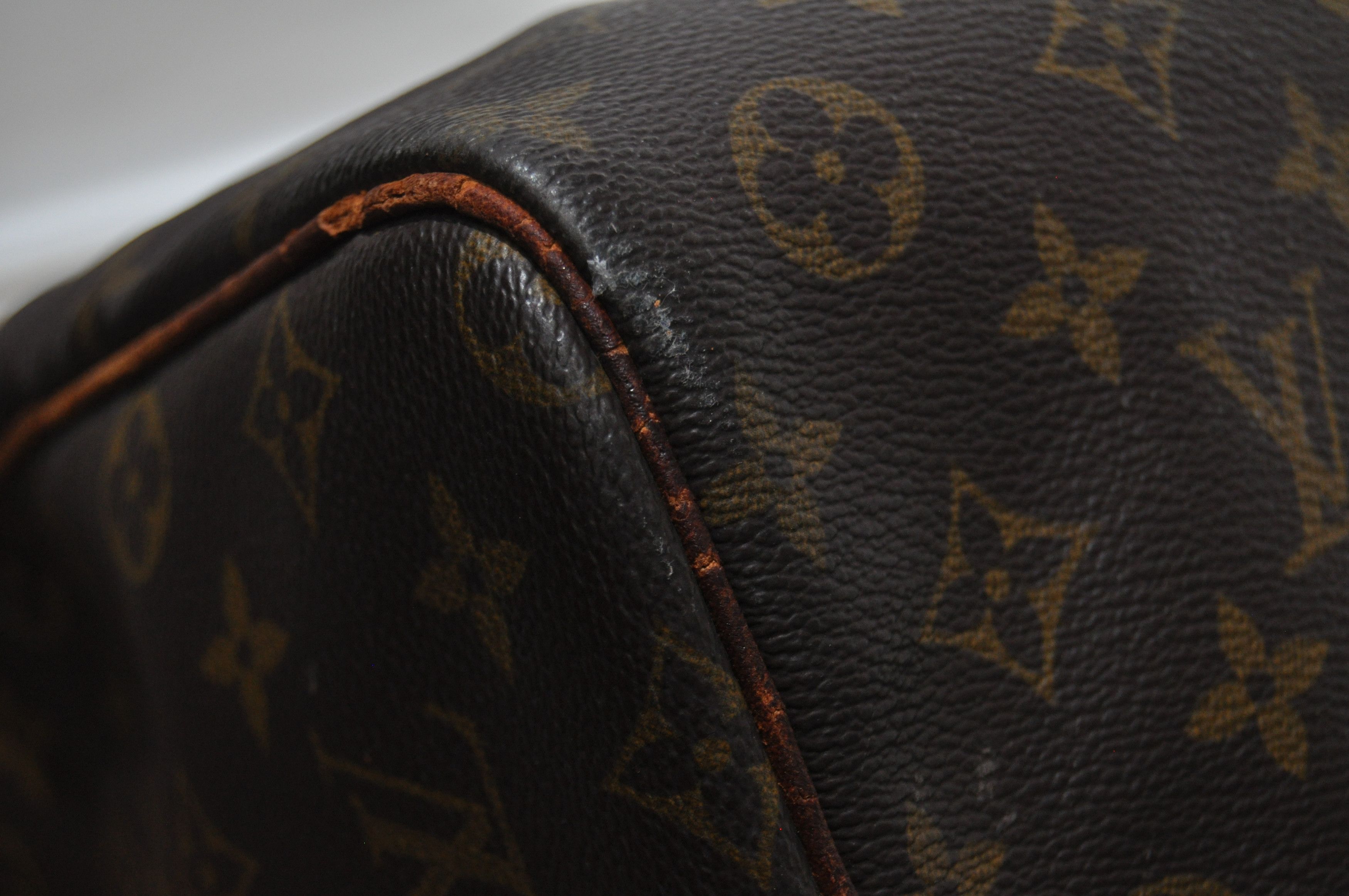 Louis Vuitton Louis Vuitton - 1985 - 60 Monogram Keepall Bandoulière Size ONE SIZE - 11 Thumbnail