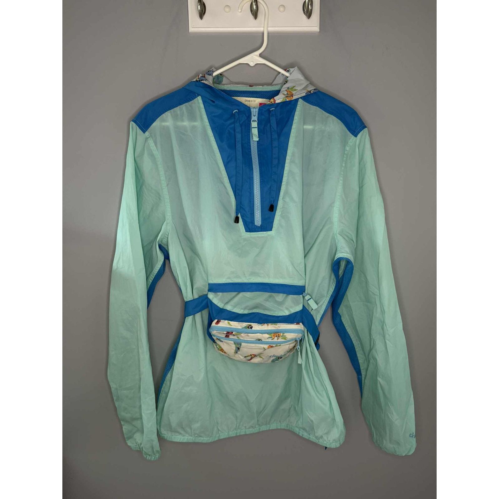 Chubbies Chubbies Packable Fanny Pack Windbreaker Hooded Jacket S Size S / US 4 / IT 40 - 2 Thumbnail