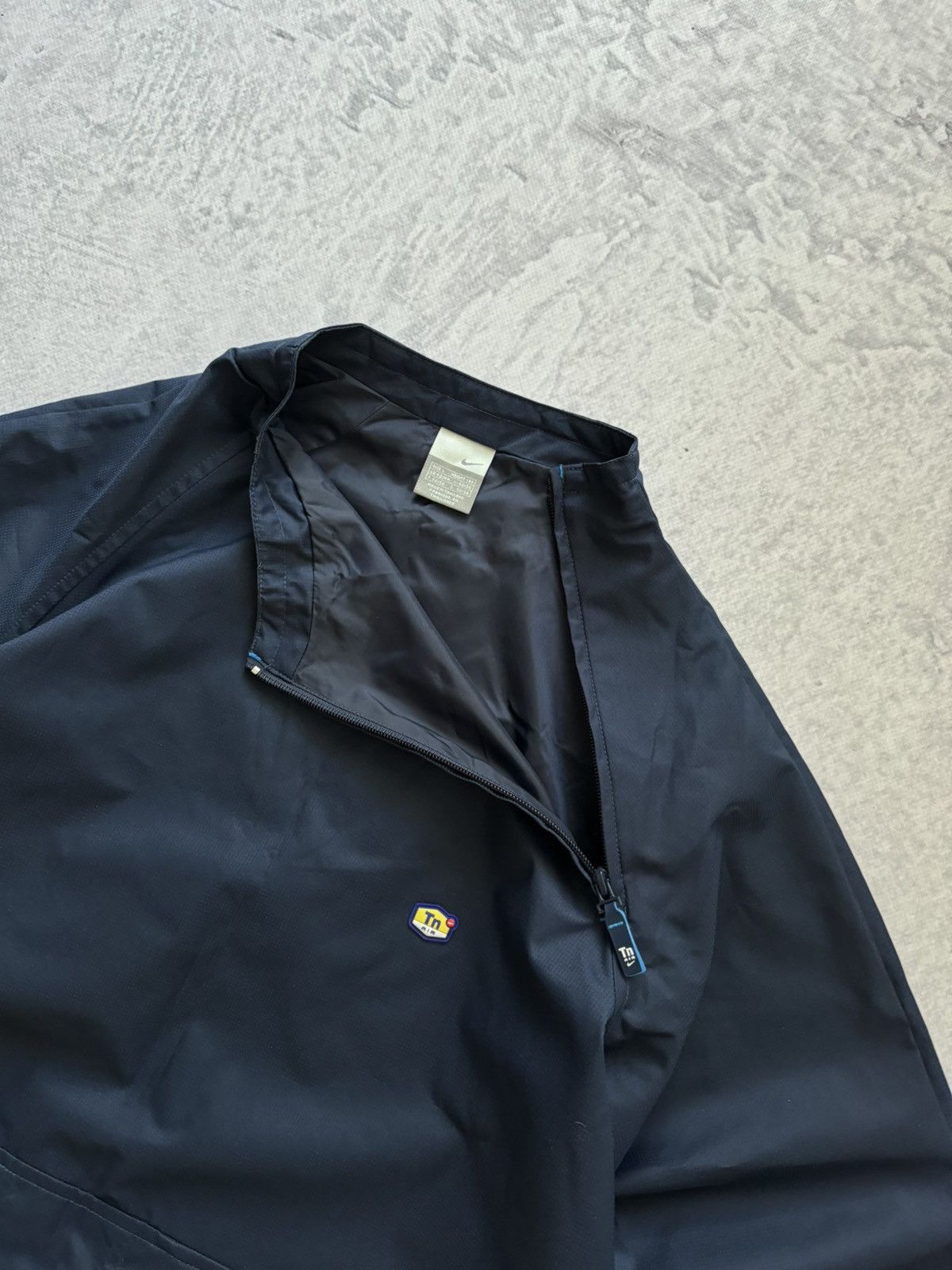 Nike × Vintage 00s Nike Tn Plus Airmax Vintage Nylon Rare Jacket Size US L / EU 52-54 / 3 - 8 Thumbnail