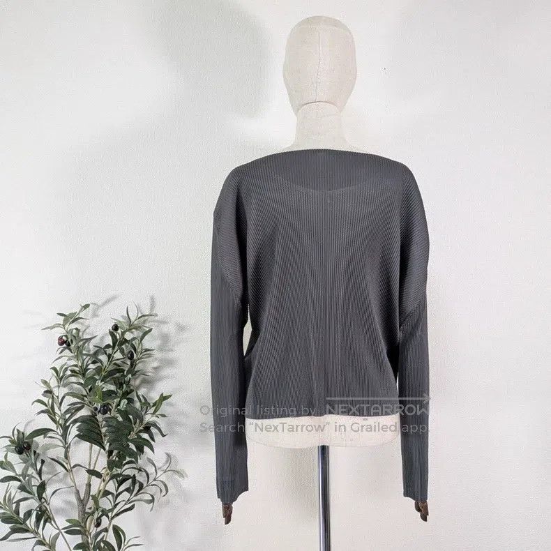 Issey Miyake Issey Miyake One-button Top Size L / US 10 / IT 46 - 8 Thumbnail