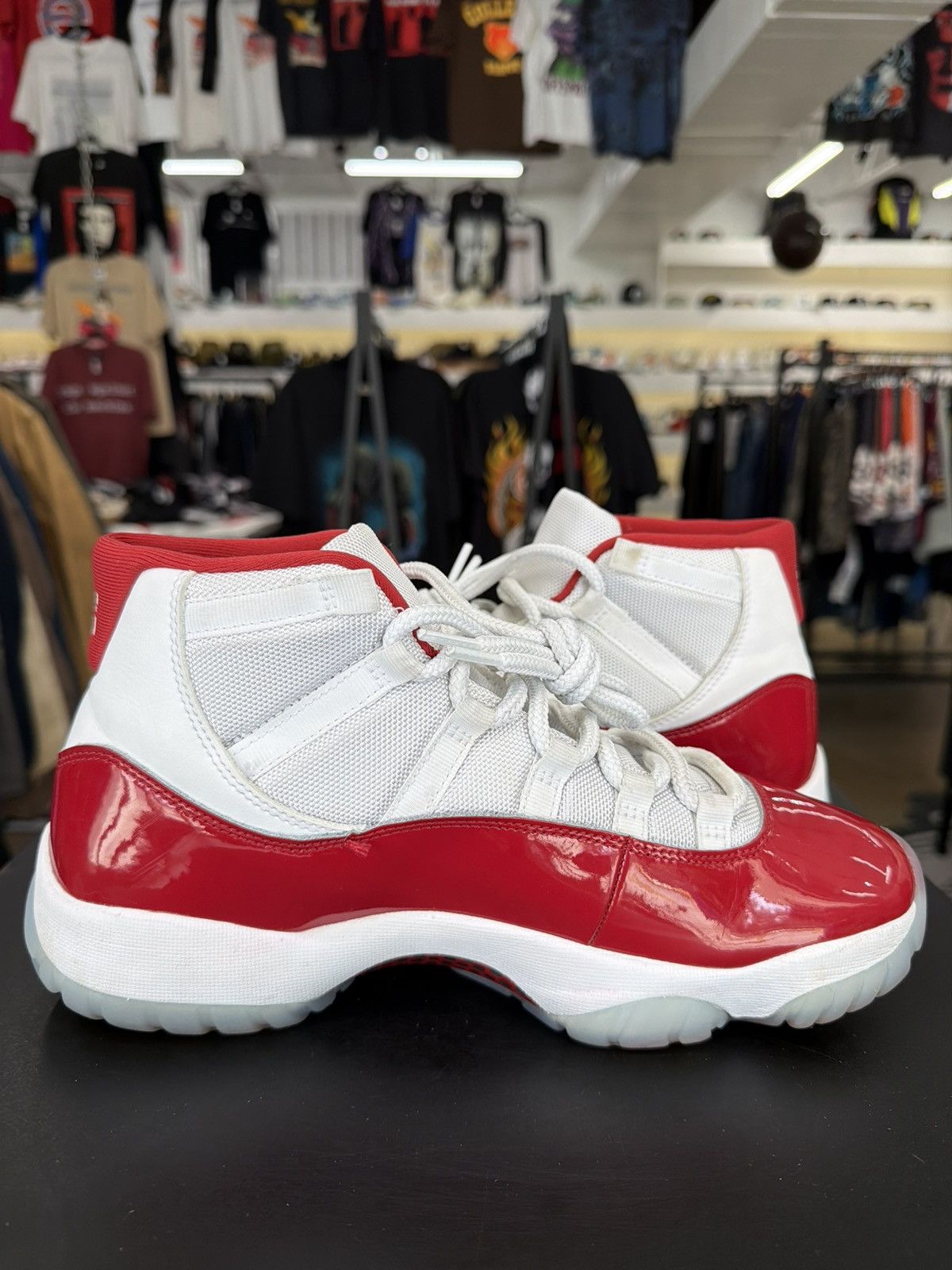 Jordan Brand Air Jordan 11 Cherry Size 10 (2022) Size US 10 / EU 43 - 3 Thumbnail
