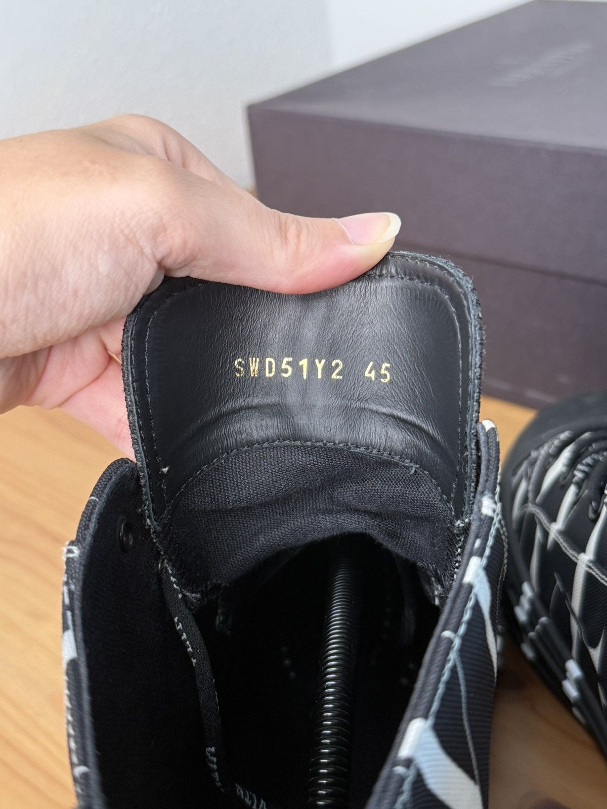 Valentino Valentino Garavani VLTN High Top Sneakers Size 12 Size US 12 / EU 45 - 9 Thumbnail