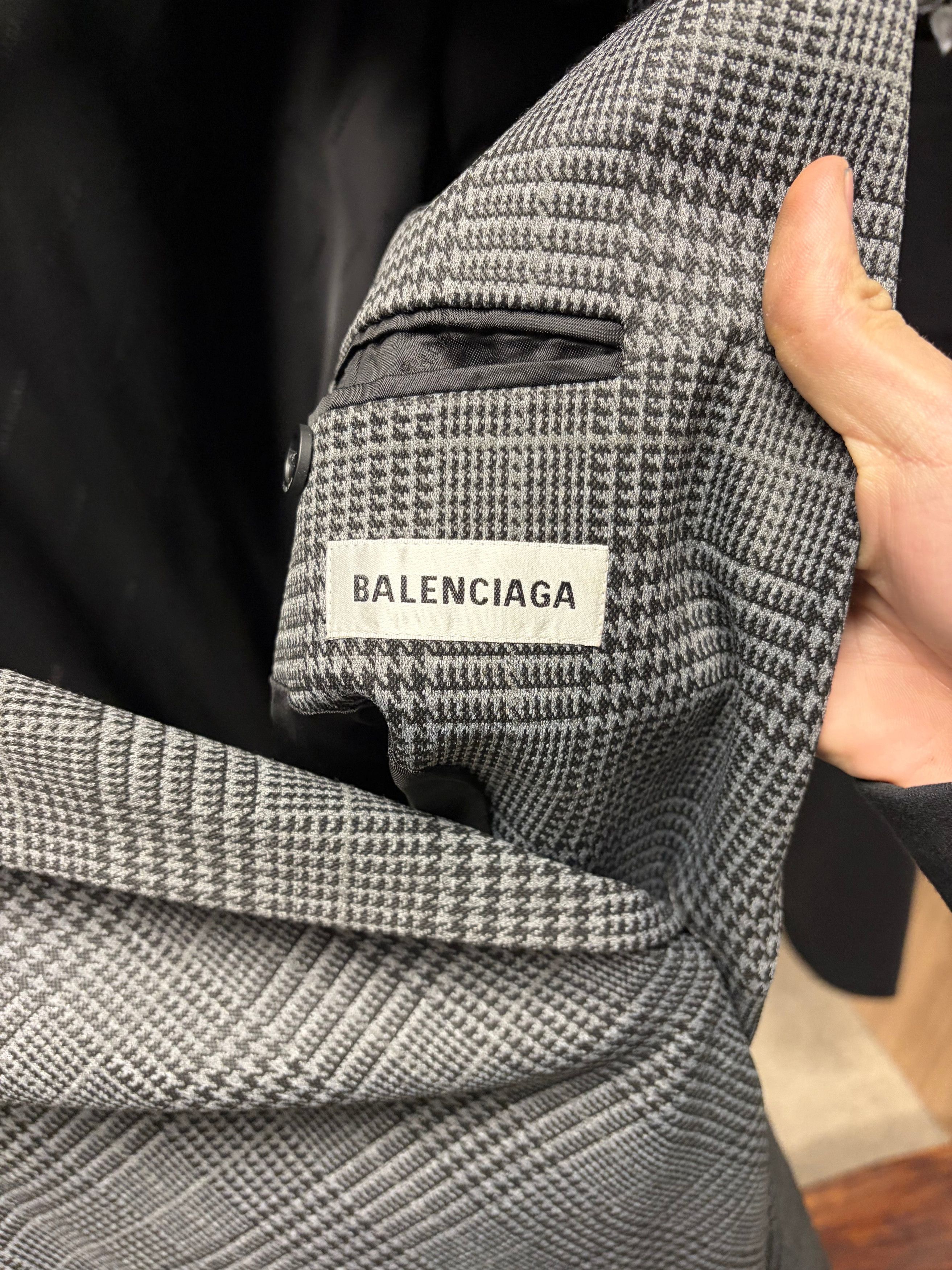 Balenciaga 2020 Balenciaga ‘Houndstooth’ Grey Full Length Long Coat Size US L / EU 52-54 / 3 - 3 Thumbnail