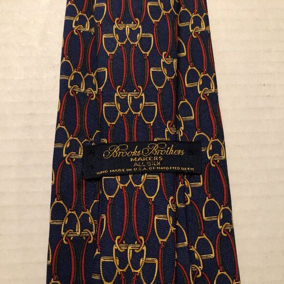 Brooks Brothers brooks brothers men's new navy silk tie 3 5/8" X 59 1/2" Size ONE SIZE - 3 Thumbnail