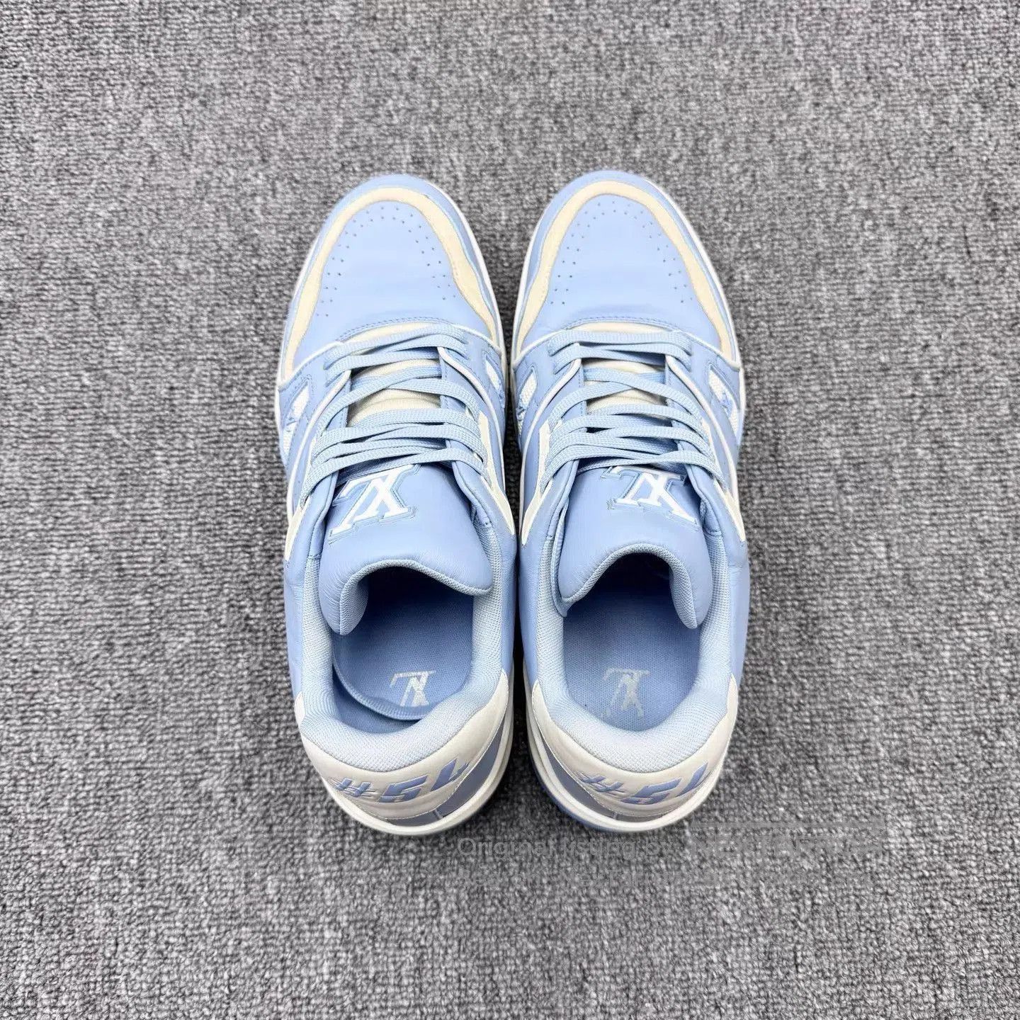 Louis Vuitton Blue Low-Top Sneakers Size 8. Size US 8 / EU 41 - 3 Thumbnail