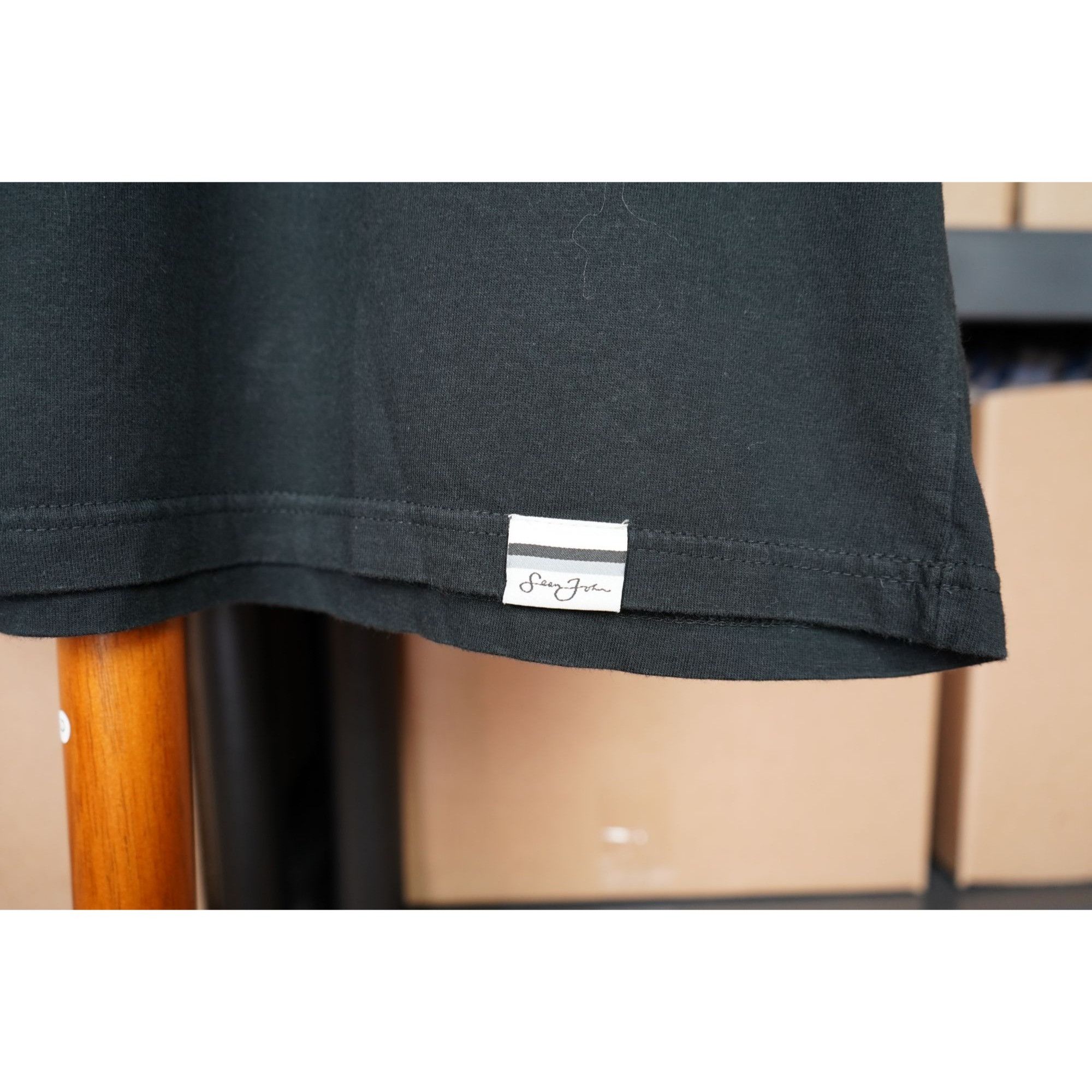 Sean John × Vintage Y2K Sean John Black/Silver Graphic XL #390 Size US XL / EU 56 / 4 - 4 Thumbnail