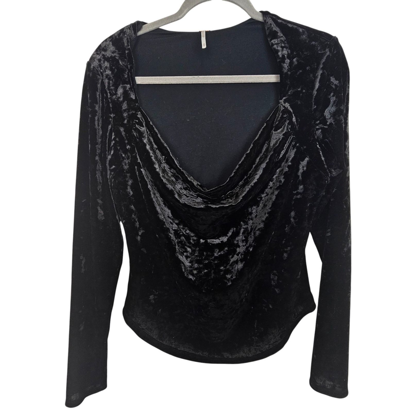 Free People Free People Perfect Date Black Velvet Top Cowl Neck Sz M Size M / US 6-8 / IT 42-44 - 2 Thumbnail