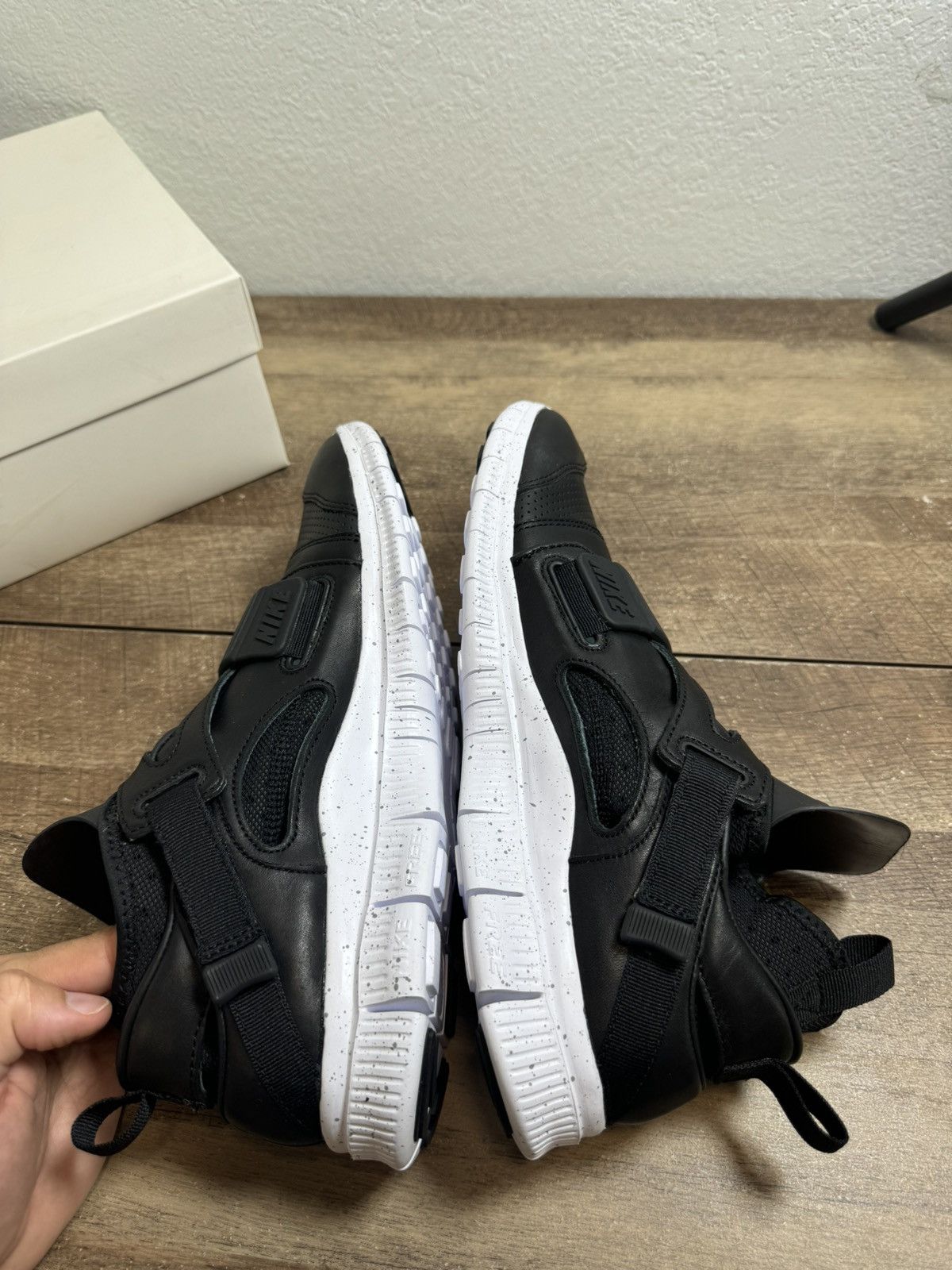 Nike Nike Free Huarache Carnivore SP Black 801759 001 Size 12 NEW Size US 12 / EU 45 - 6 Thumbnail