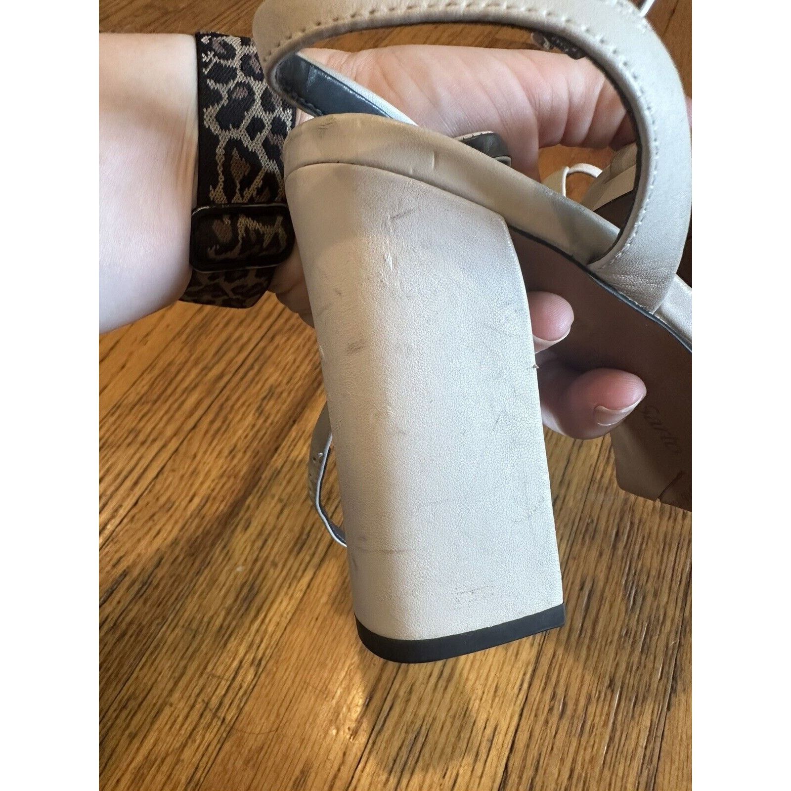 Franco Sarto Franco Sarto Heels Beige size 9.5 Damalis Faux Leather Size US 9.5 / IT 39.5 - 4 Thumbnail