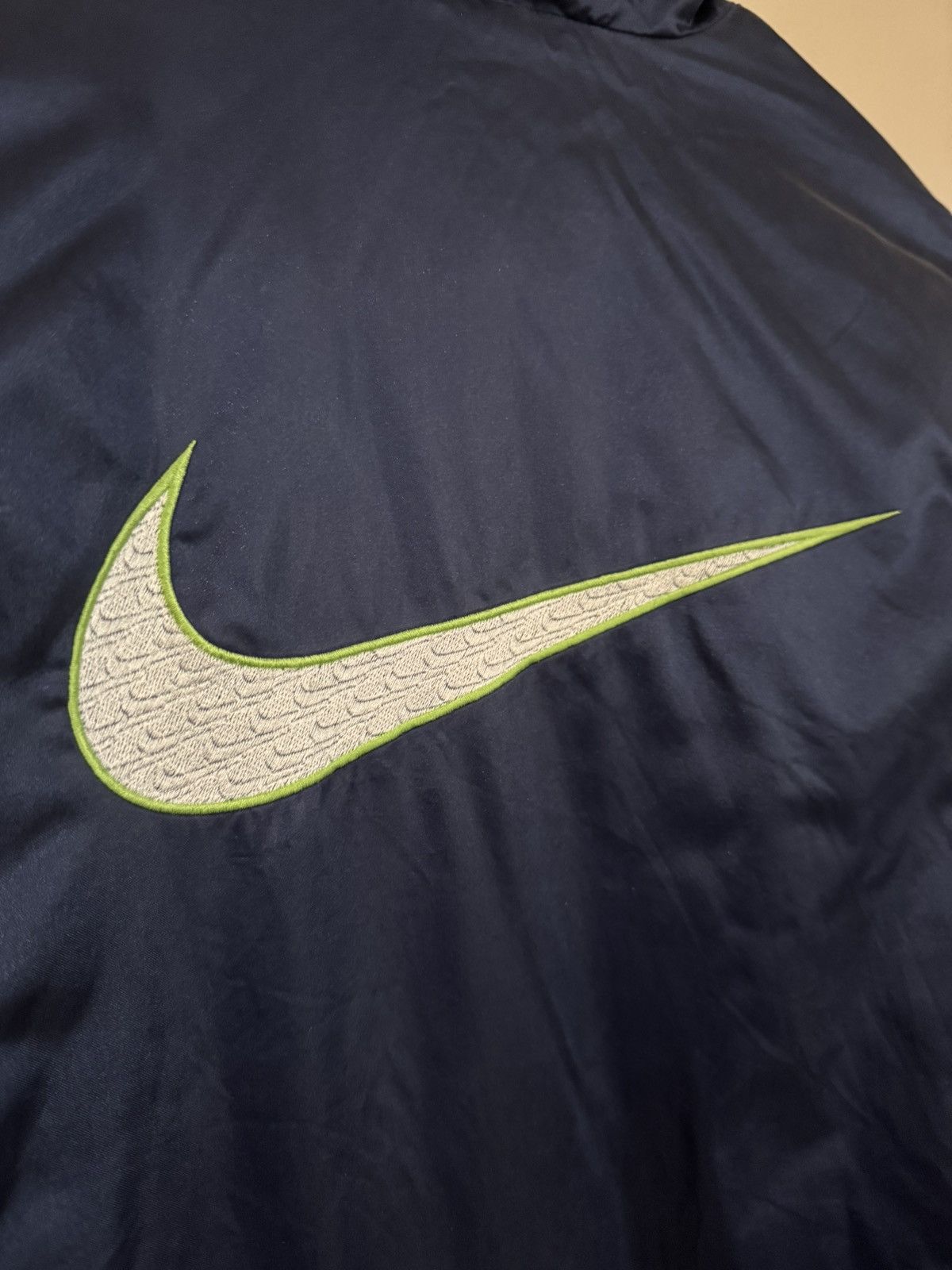 Nike Nike Puffer Jacket with All-Over Swoosh Logo Size US L / EU 52-54 / 3 - 4 Thumbnail