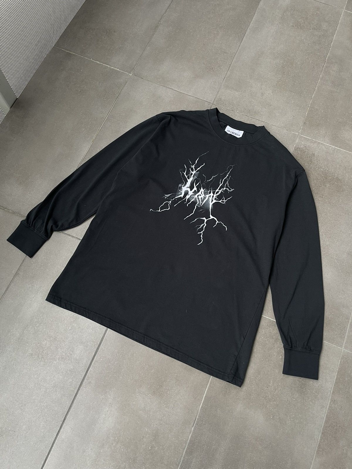 Han Kjobenhavn !DS! FW22 Han Kjobenhavn "HAN" Artwork Boxy Tee Long Sleeve Size US M / EU 48-50 / 2 - 7 Thumbnail