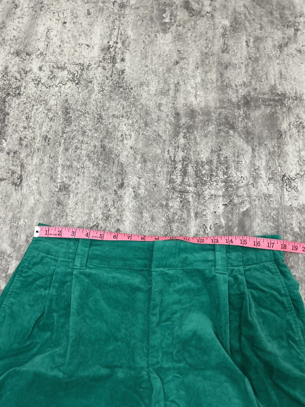 Marni × Uniqlo MARNI x Uniqlo Corduroy Wide-Fit Pleated Pants Size US 37 - 13 Thumbnail