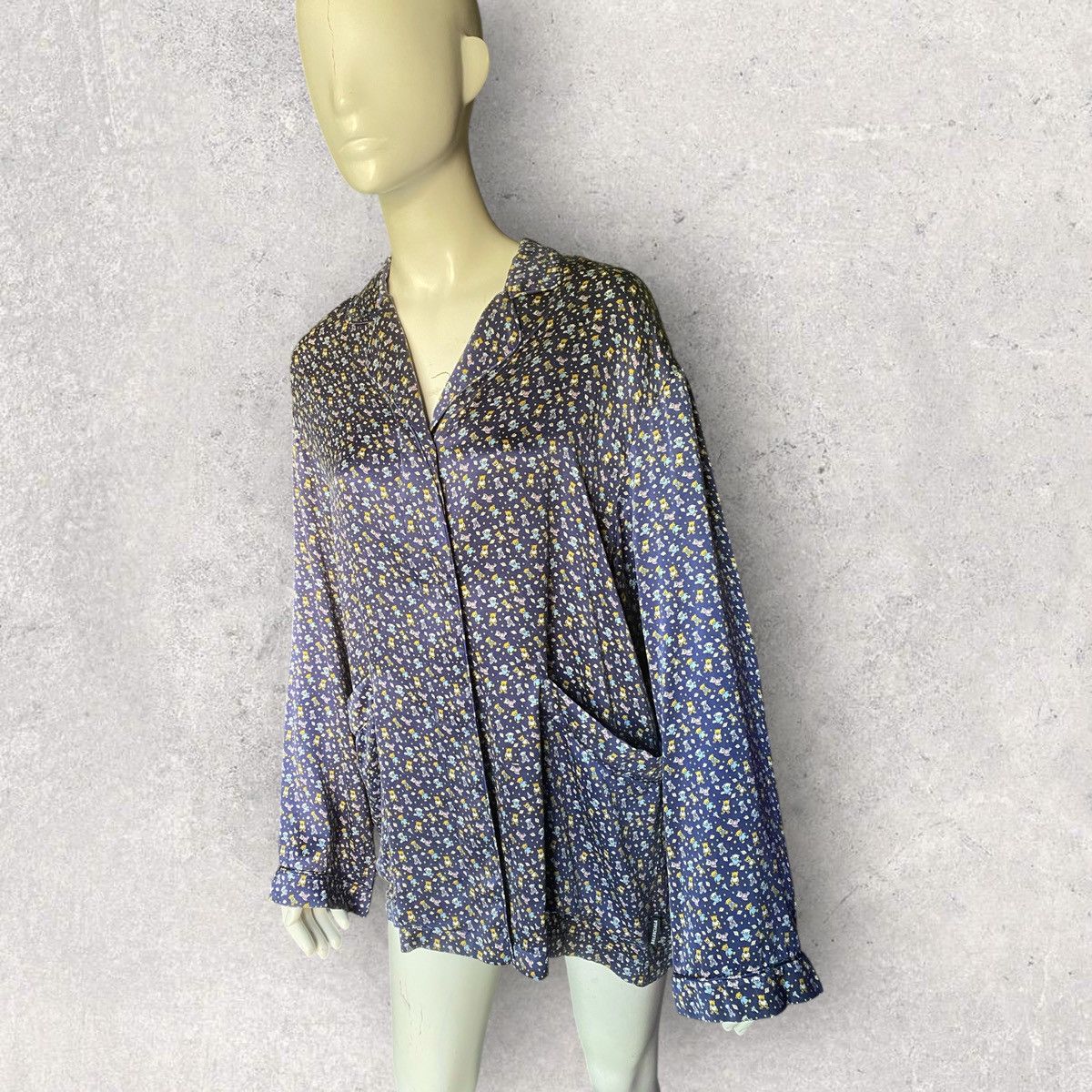 Balenciaga Balenciaga Silk Teddy Bear Pajama Shirt Size XS / US 0-2 / IT 36-38 - 2 Thumbnail